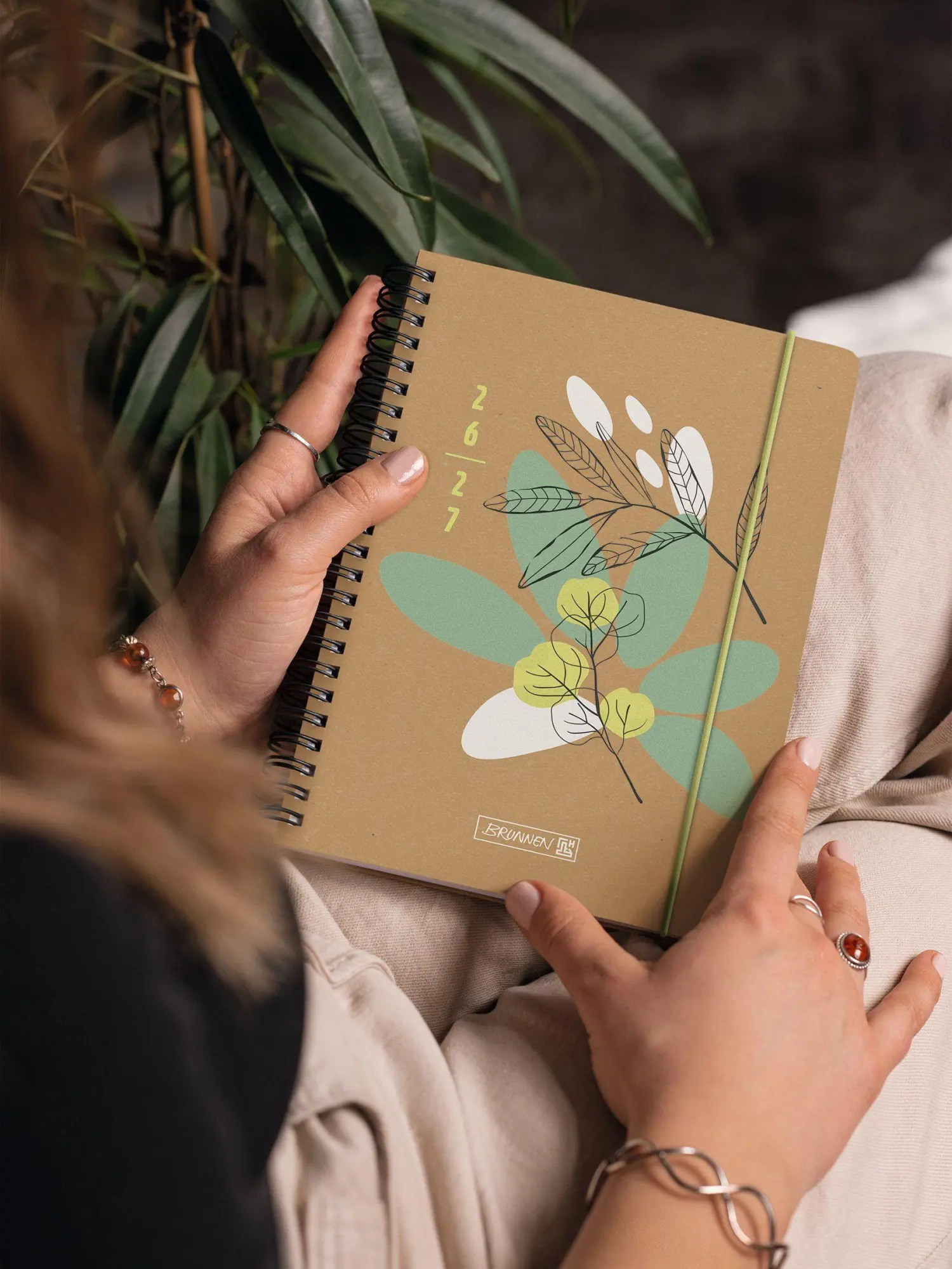 Bild: 4061947156133 | Schülerkalender 2026/2027 "Sprout" A6, Papier | Taschenbuch | 352 S.