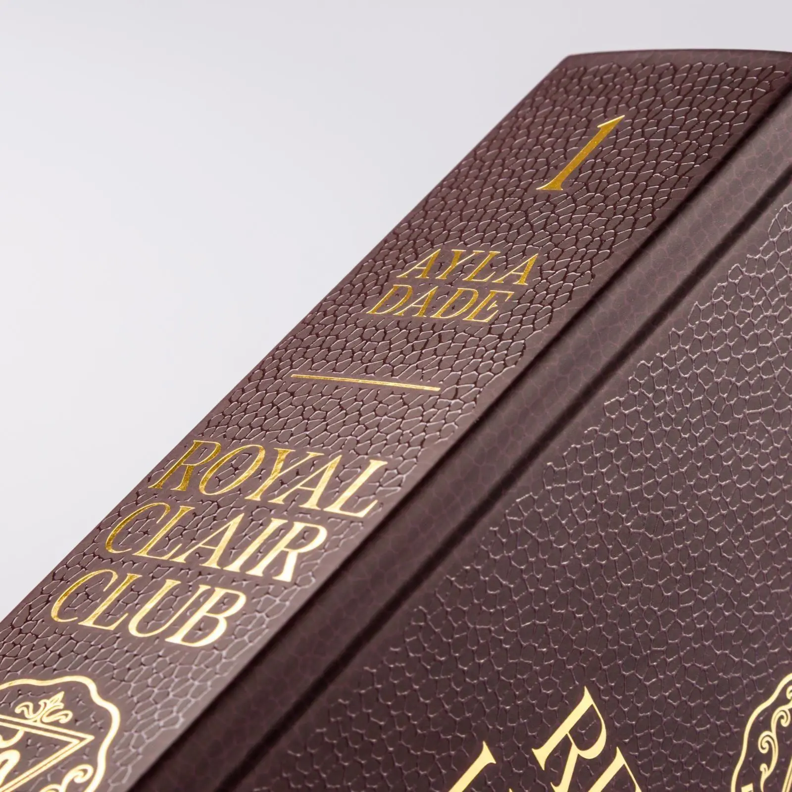 Bild: 9783551586933 | Royal Clair Club 1: Her First Hunt | Ayla Dade | Buch | 720 S. | 2026