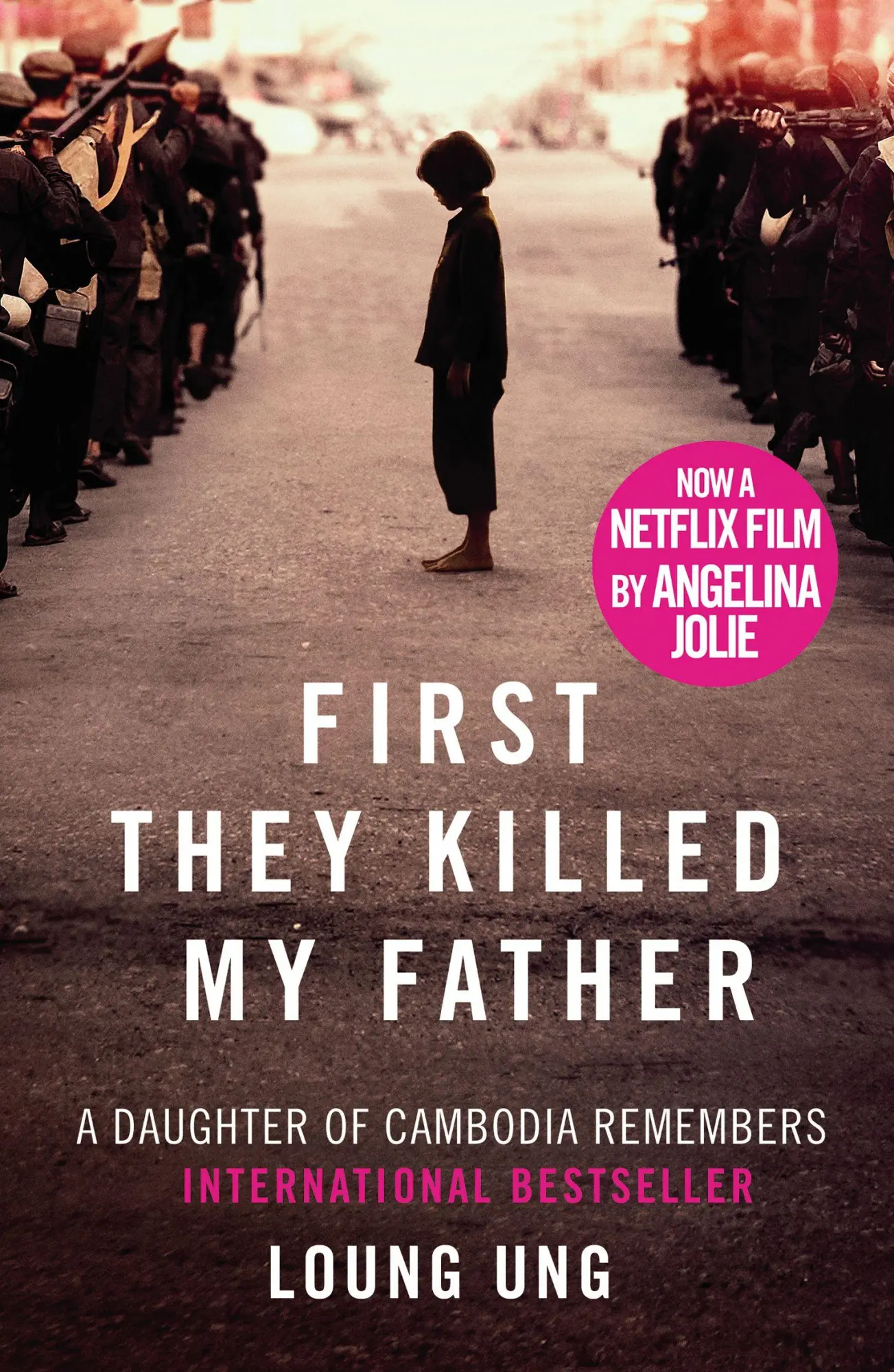 Cover: 9781910948033 | First They Killed My Father | Film tie-in | Loung Ung | Taschenbuch