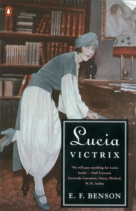 Cover: 9780140119633 | Lucia Victrix | Mapp and Lucia, Lucia's Progress, Trouble for Lucia
