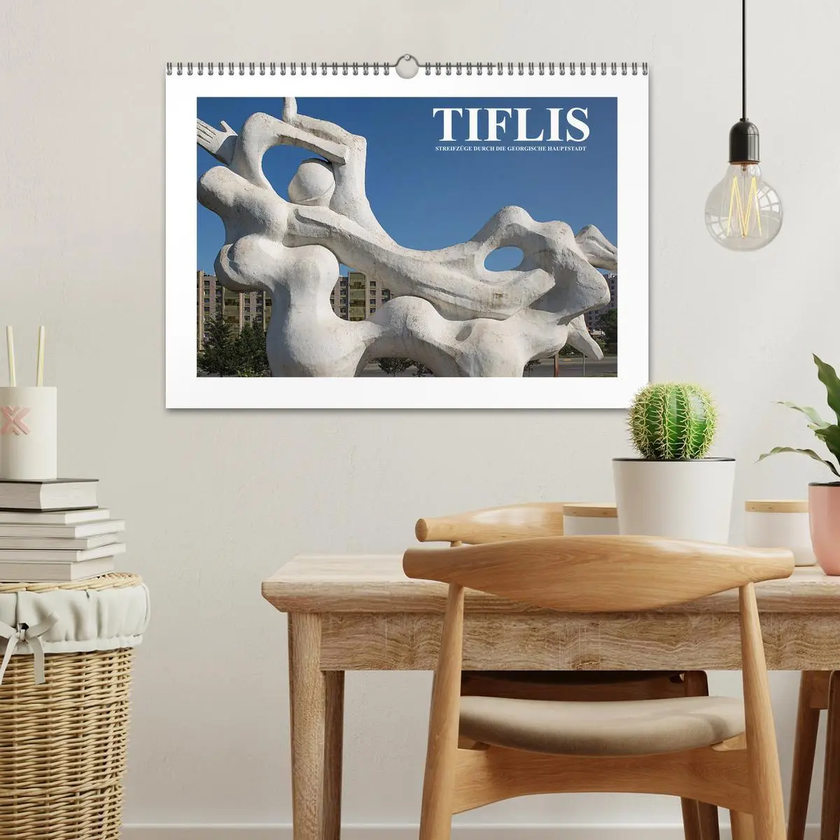 Bild: 9783457760734 | Tiflis - Streifzüge durch die georgische Hauptstadt (Wandkalender...