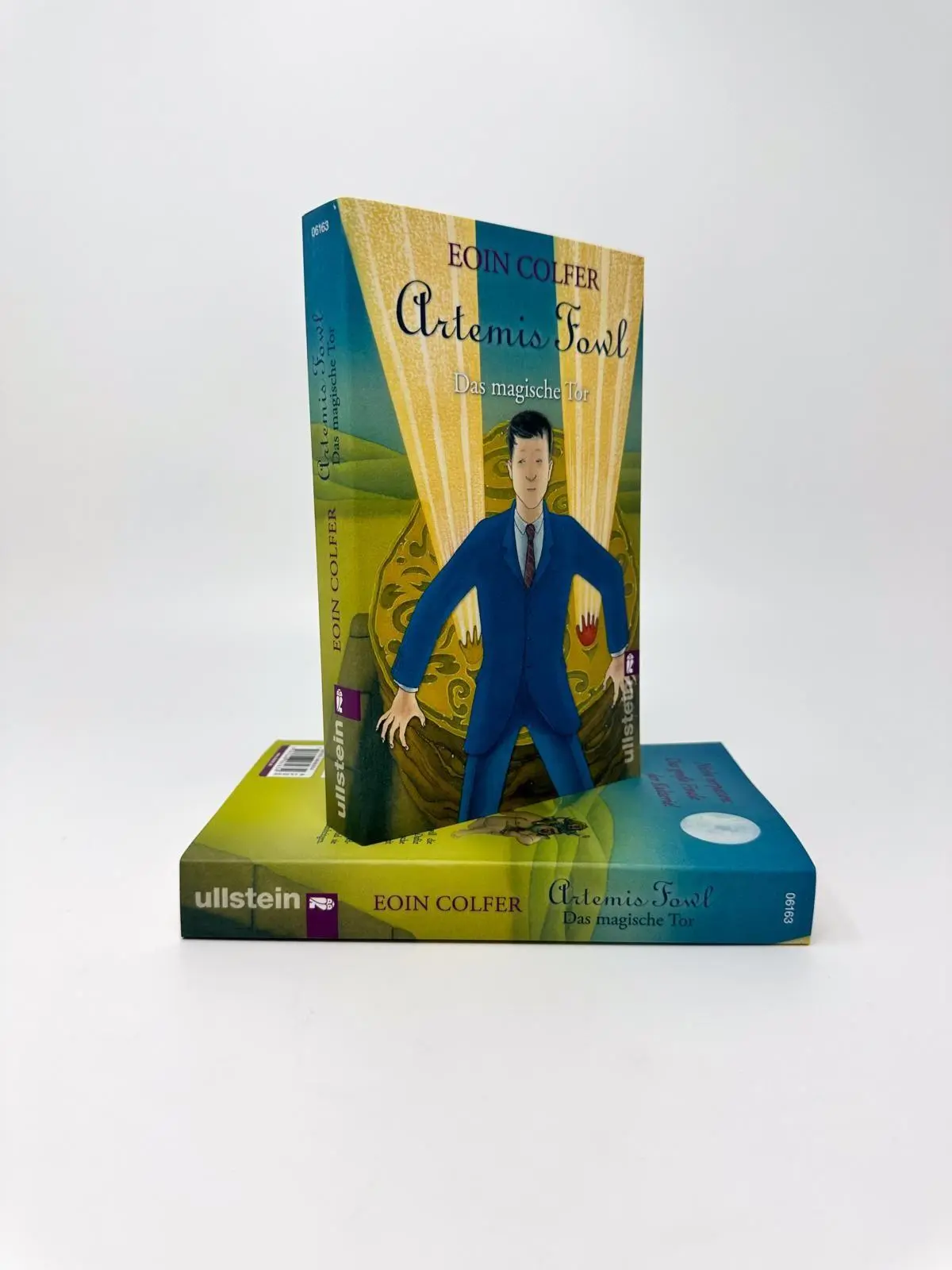 Bild: 9783548061634 | Artemis Fowl. Das magische Tor | Eoin Colfer | Taschenbuch | 336 S.