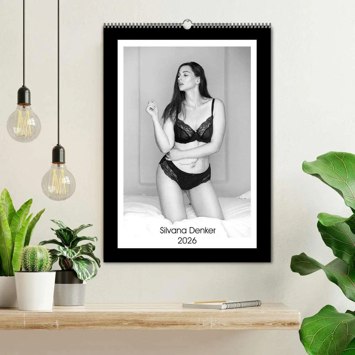 Bild: 9783516413434 | Curvy Model Silvana Denker (Wandkalender 2026 DIN A2 hoch),...