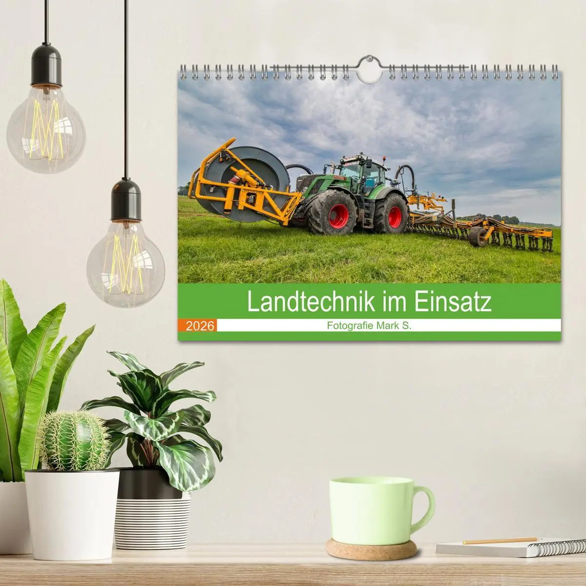 Bild: 9783457607534 | Landtechnik im Einsatz (Wandkalender 2026 DIN A4 quer), CALVENDO...