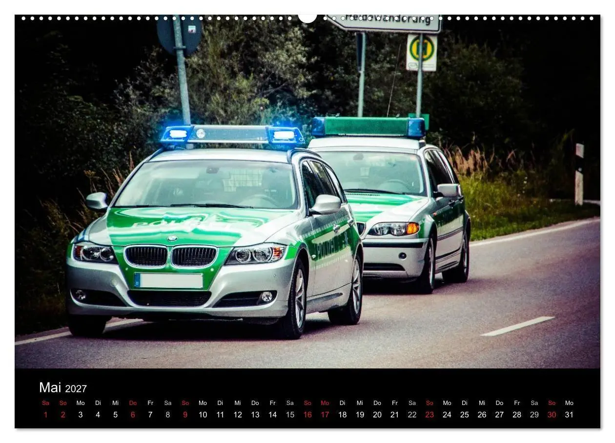 Bild: 9783594170335 | Einsatzfahrzeuge - Bayern (Wandkalender 2027 DIN A2 quer), CALVENDO...