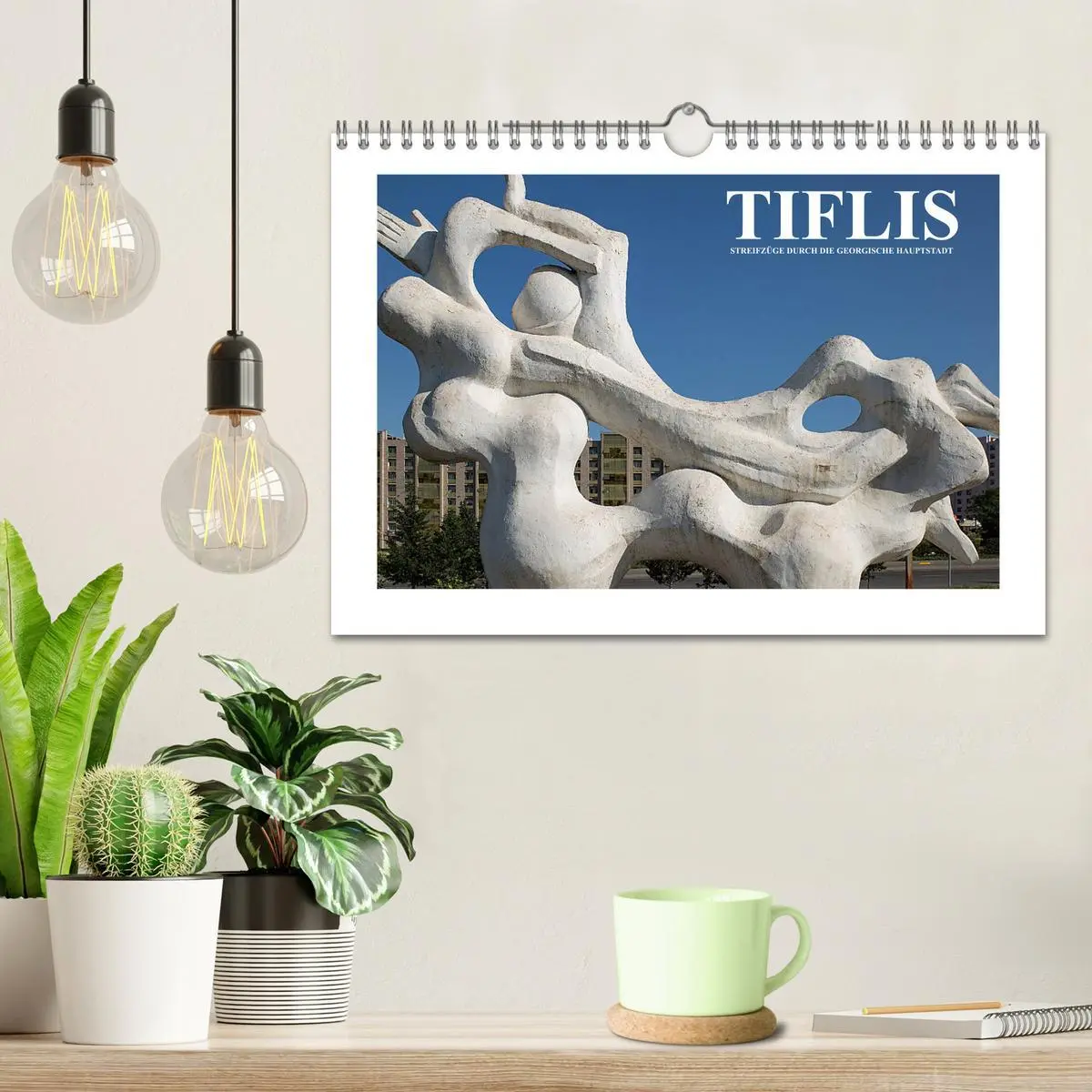 Bild: 9783457761335 | Tiflis - Streifzüge durch die georgische Hauptstadt (Wandkalender...
