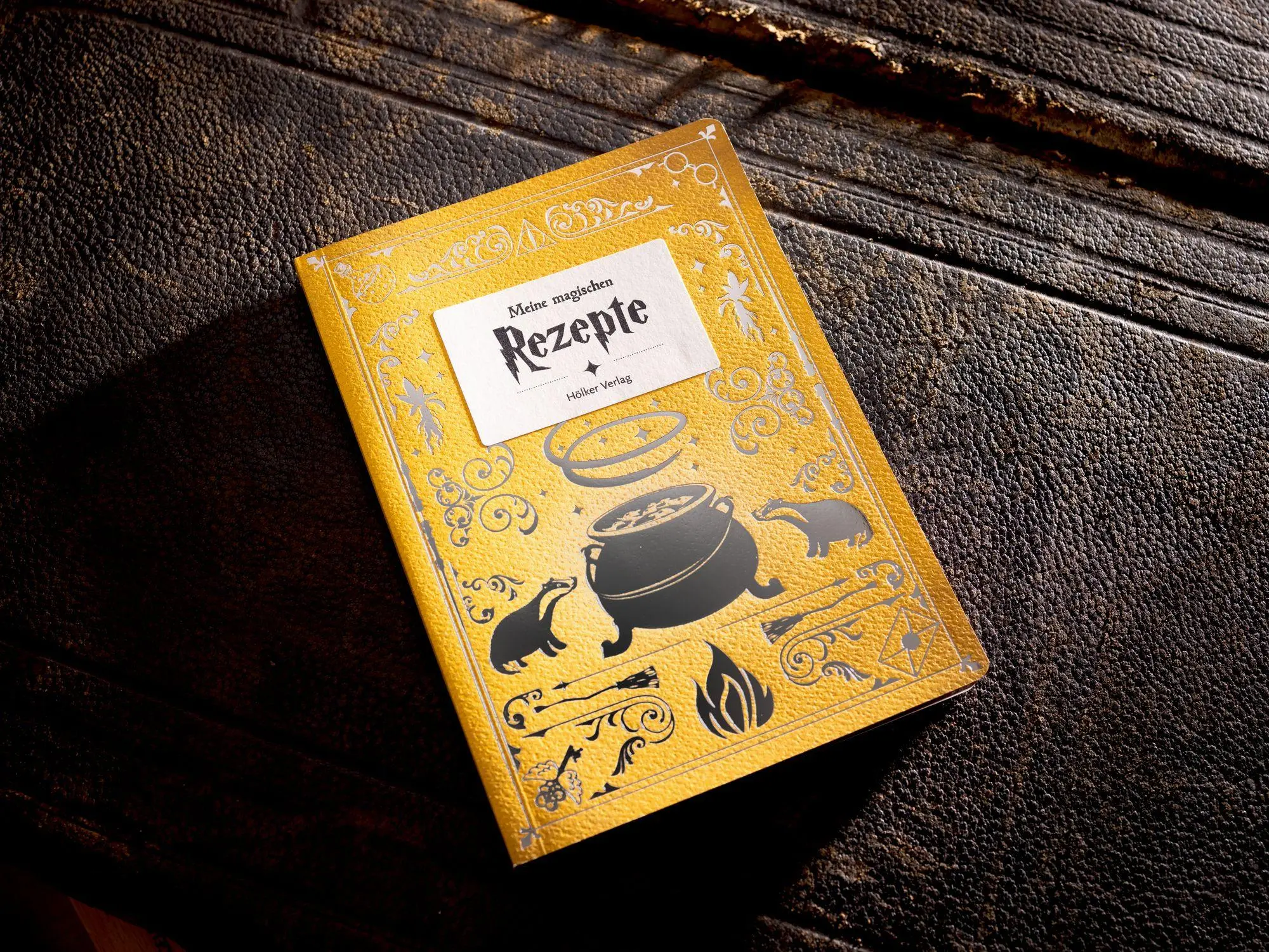 Bild: 4041433881435 | Meine magischen Rezepte - Zauberschüler Gelb | Einschreibbuch | Buch