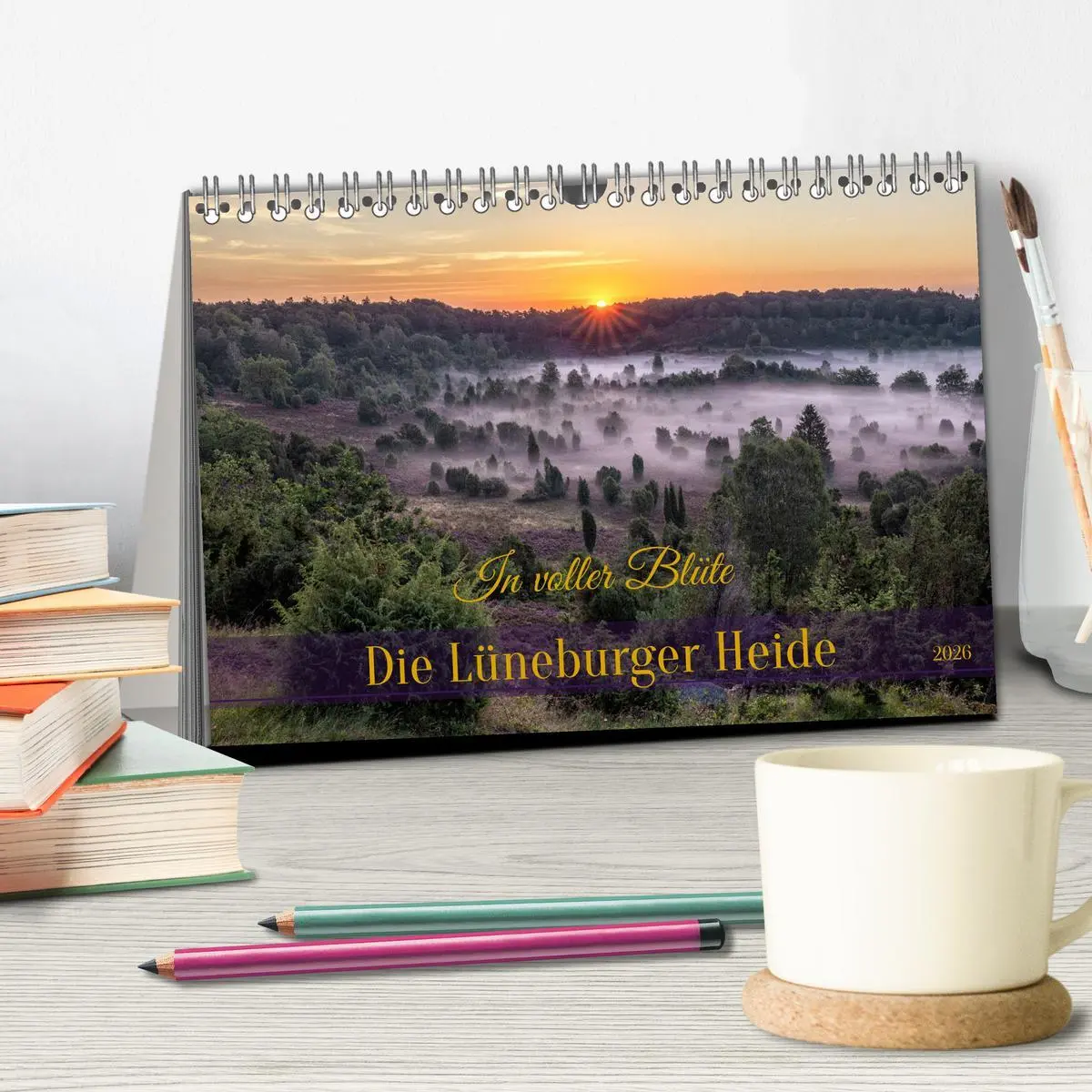 Bild: 9783457485835 | Die Lüneburger Heide - In voller Blüte (Tischkalender 2026 DIN A5...