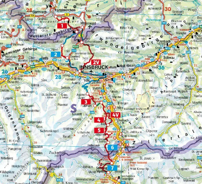 Bild: 9783763316335 | ROTHER Wanderführer Alpenüberquerung Garmisch - Sterzing. 7 Etappen...