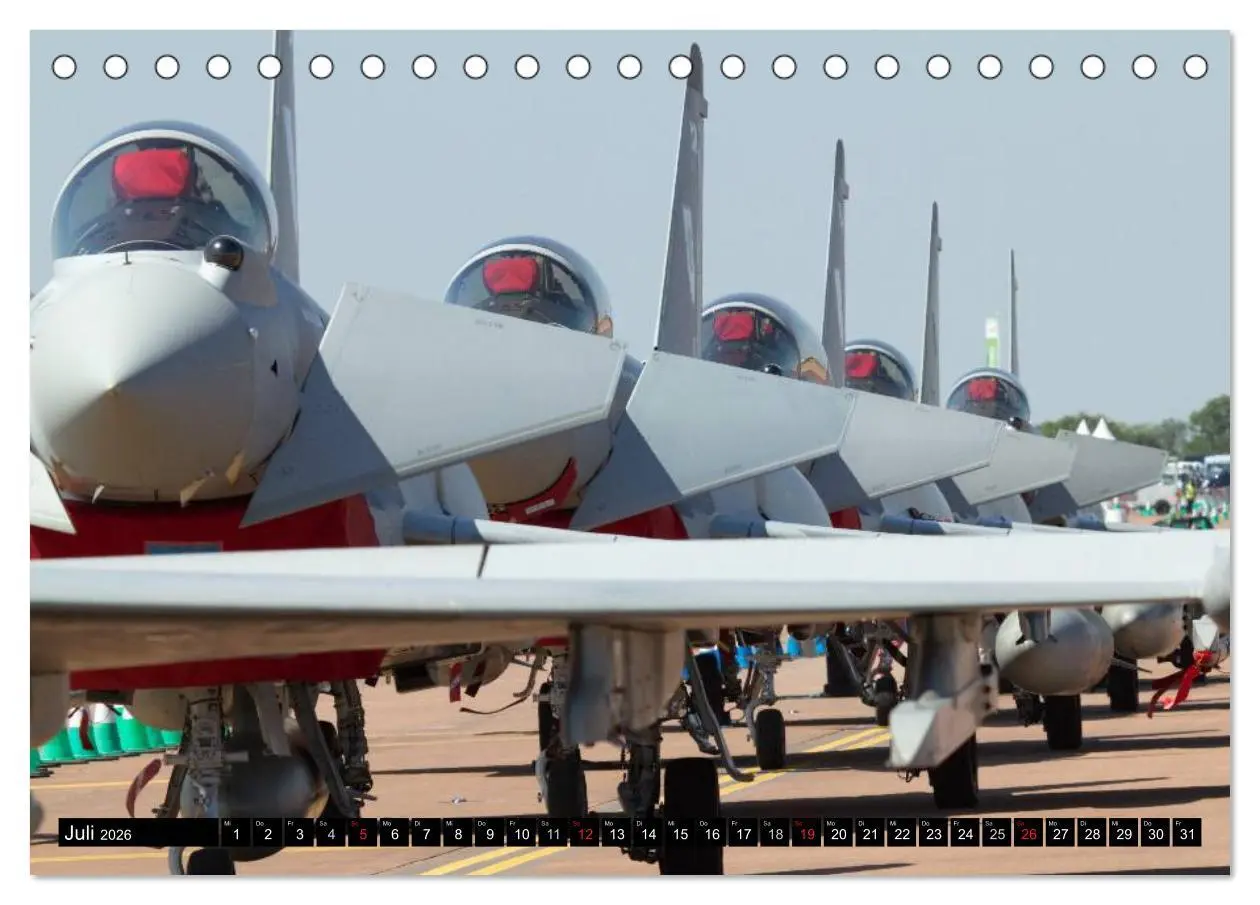 Bild: 9783457948835 | Augenblicke in der Luft: Eurofighter Typhoon (Tischkalender 2026...
