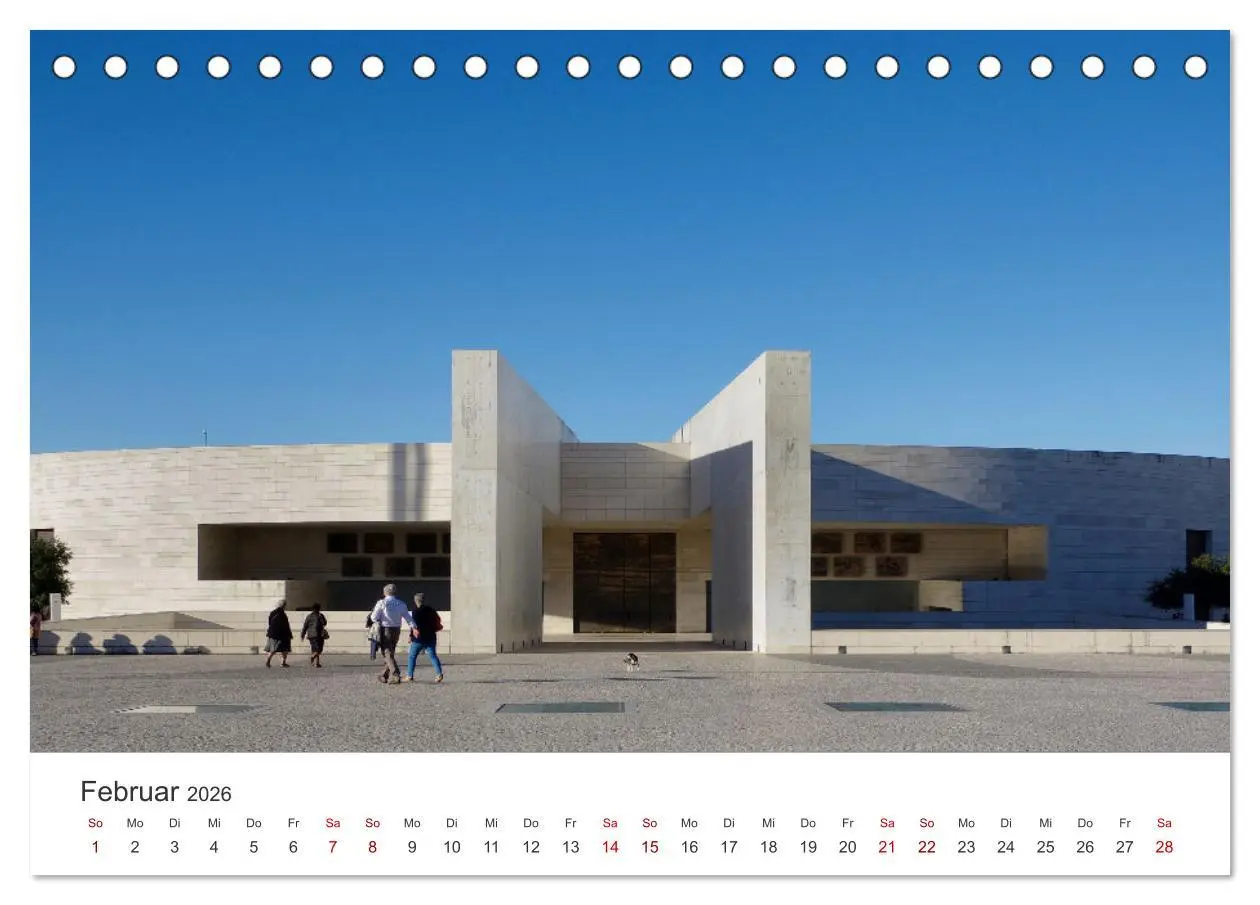 Bild: 9783457489635 | Fatima: Ein Besuch in Portugals heiligem Herz (Tischkalender 2026...