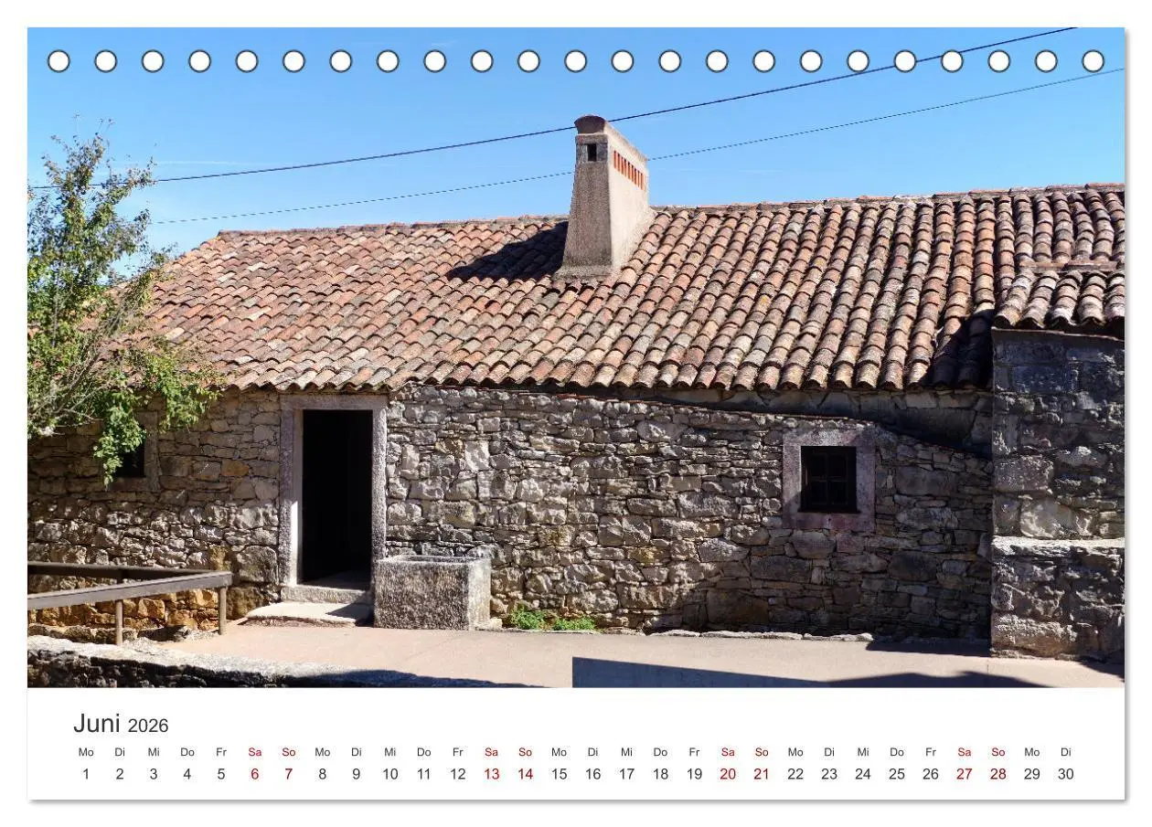 Bild: 9783457489635 | Fatima: Ein Besuch in Portugals heiligem Herz (Tischkalender 2026...