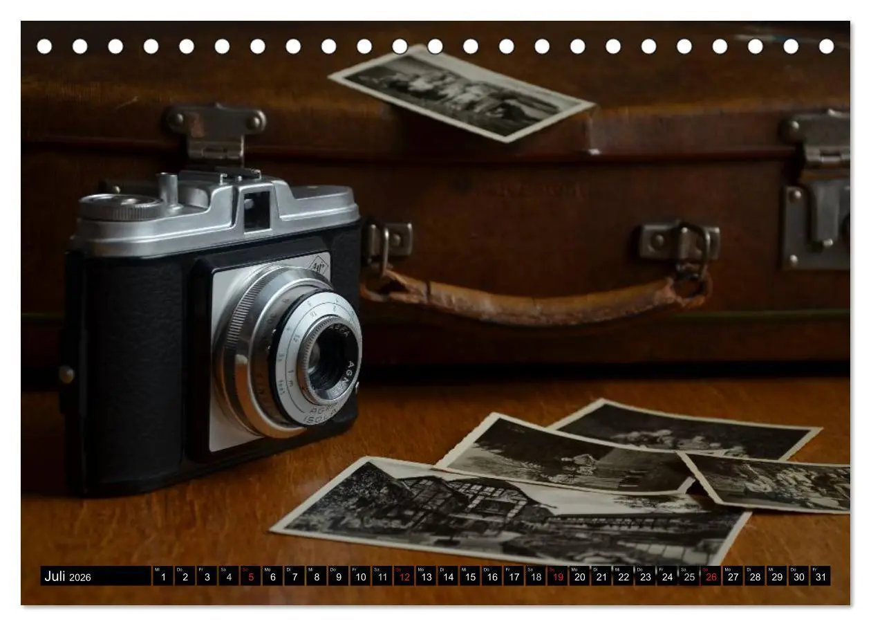 Bild: 9783516021936 | Historische Fotoapparate (Tischkalender 2026 DIN A5 quer), CALVENDO...