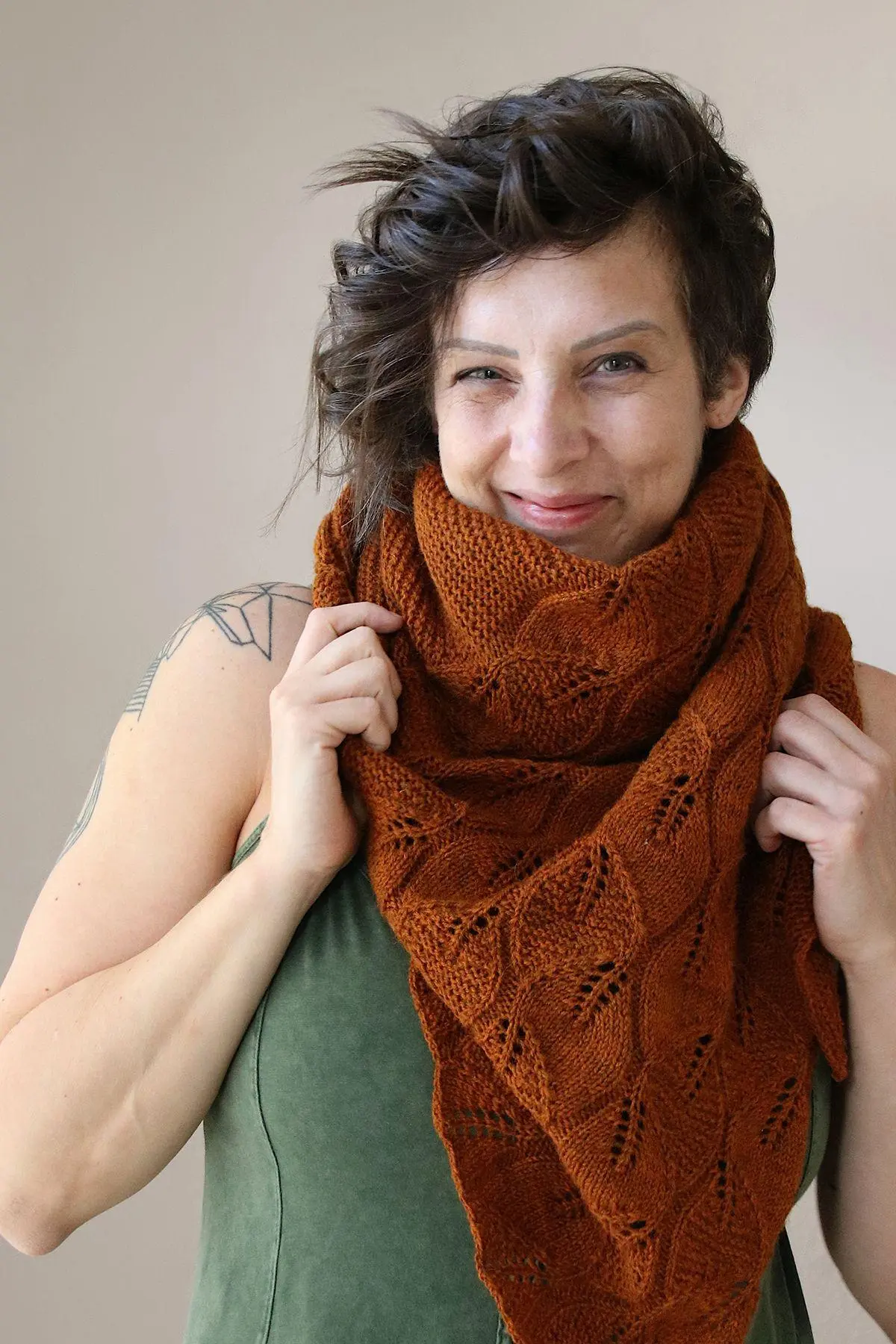 Bild: 9783735872036 | Mairlynd: Shawl Love. Mit 'Row Maps' zu allen Designs! | Berg (u. a.)