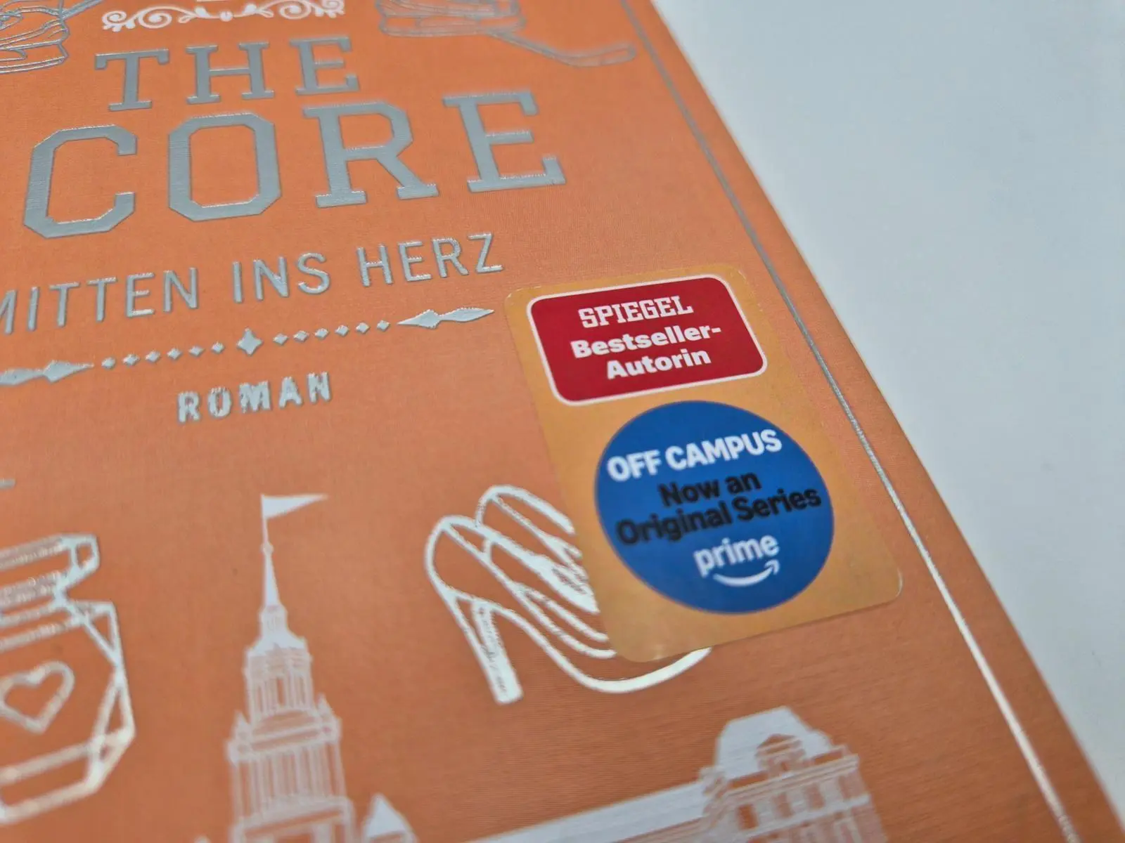 Bild: 9783492075336 | The Score - Mitten ins Herz | Elle Kennedy | Buch | Off-Campus | 2026
