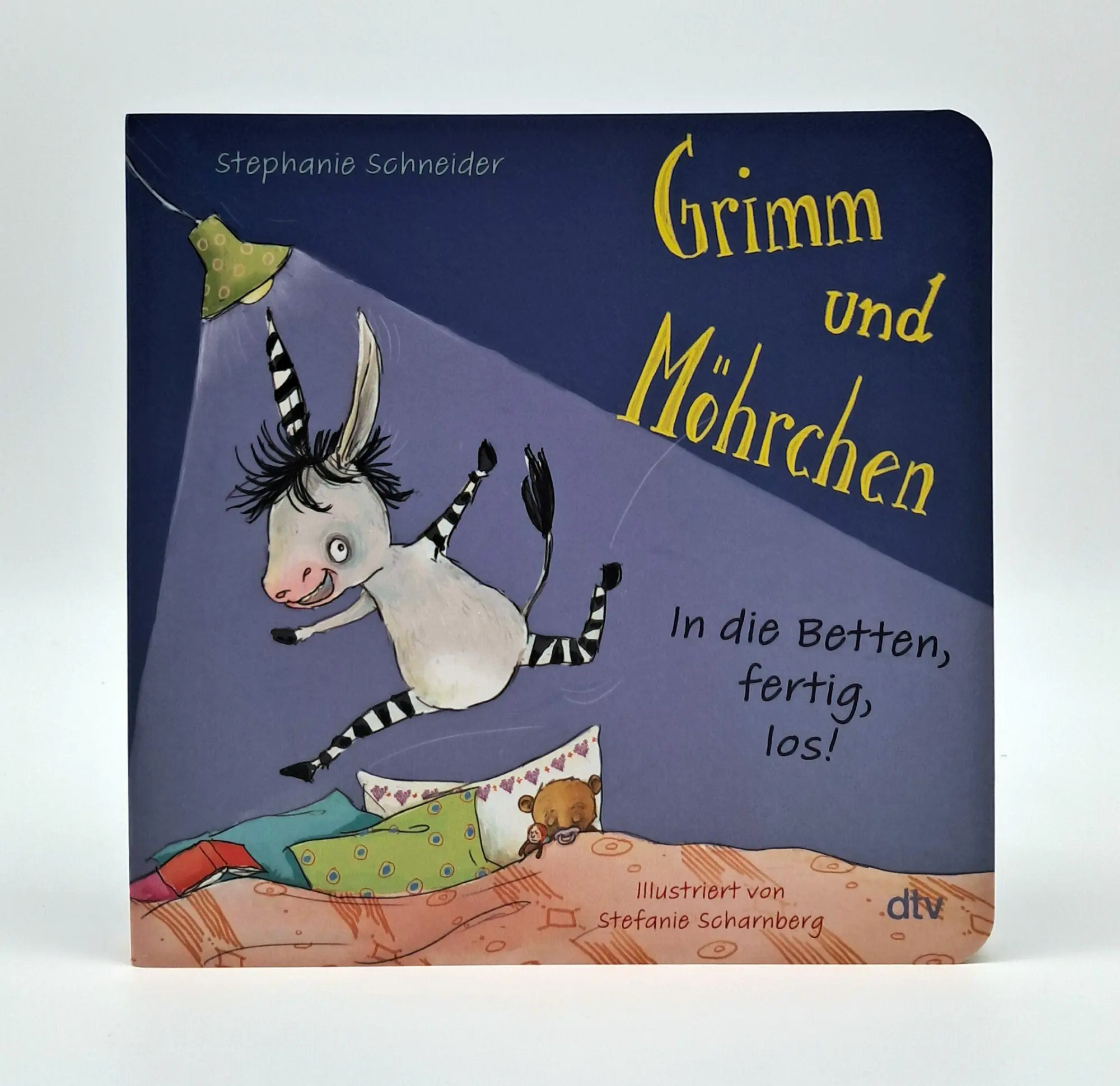 Bild: 9783423766036 | Grimm und Möhrchen - In die Betten, fertig, los! | Stephanie Schneider