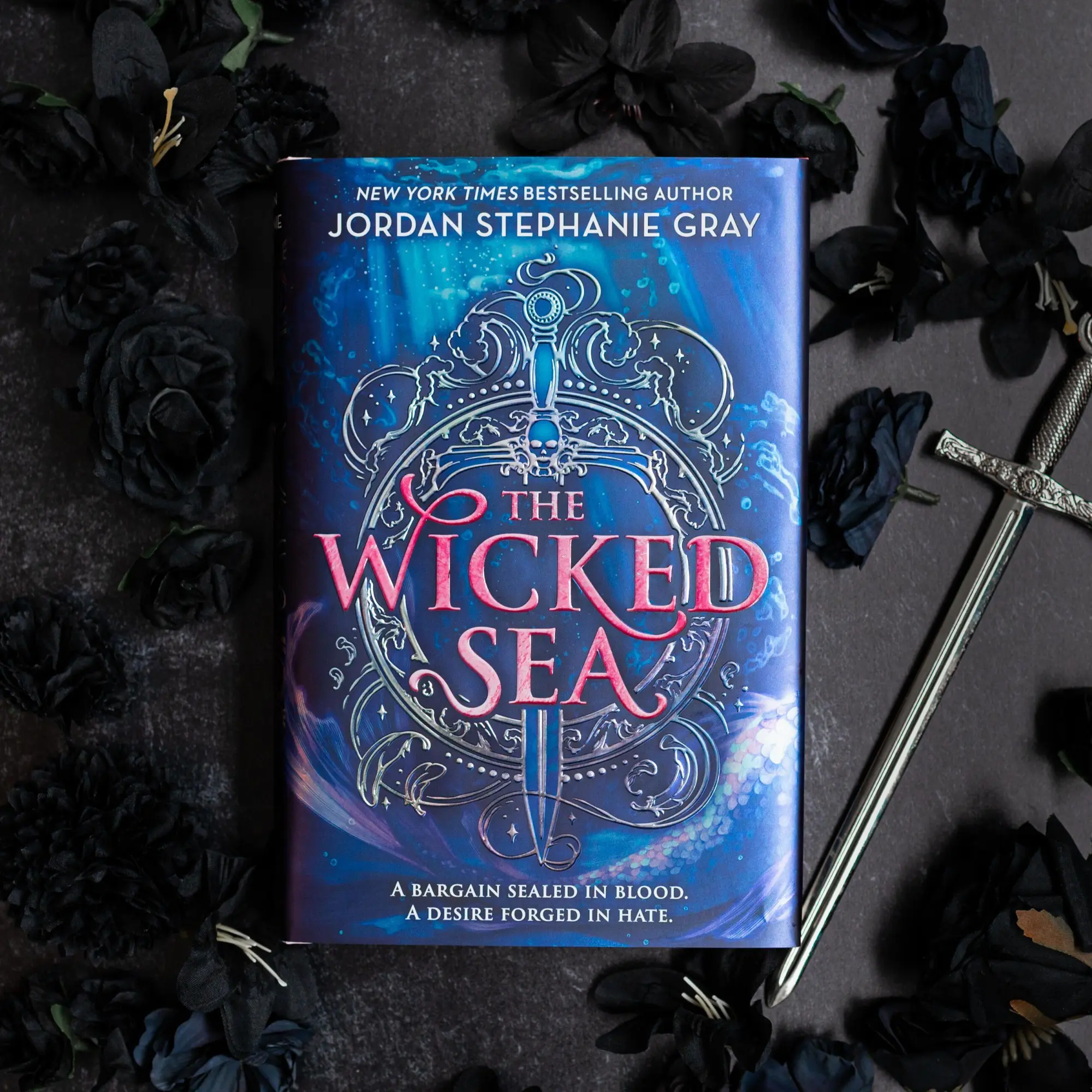 Bild: 9780316596336 | The Wicked Sea (Deluxe Limited Edition) | Volume 1 | Gray | Buch