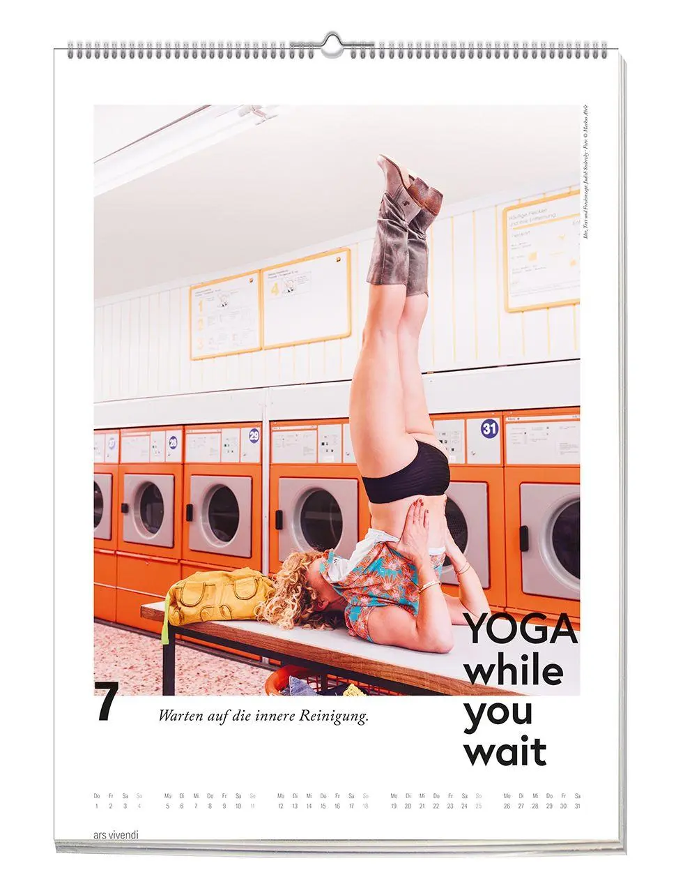 Bild: 9783747207536 | Yoga while you wait 2027 | Wandkalender | Judith Stoletzky | Kalender