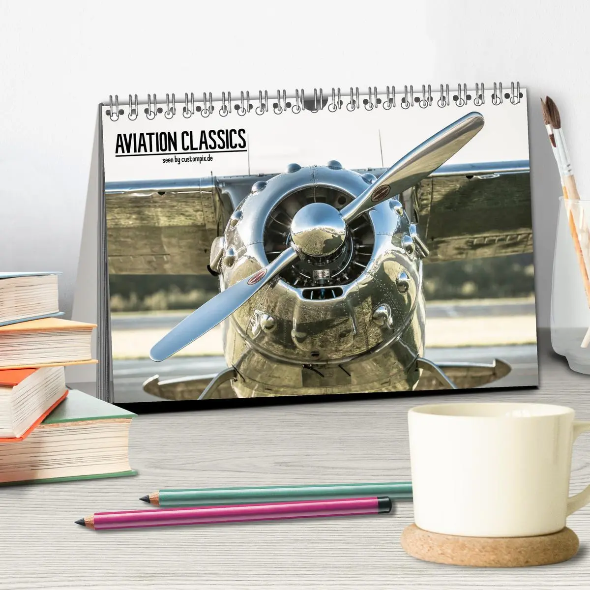 Bild: 9783516208436 | AVIATION CLASSICS seen by custompix.de (Tischkalender 2026 DIN A5...