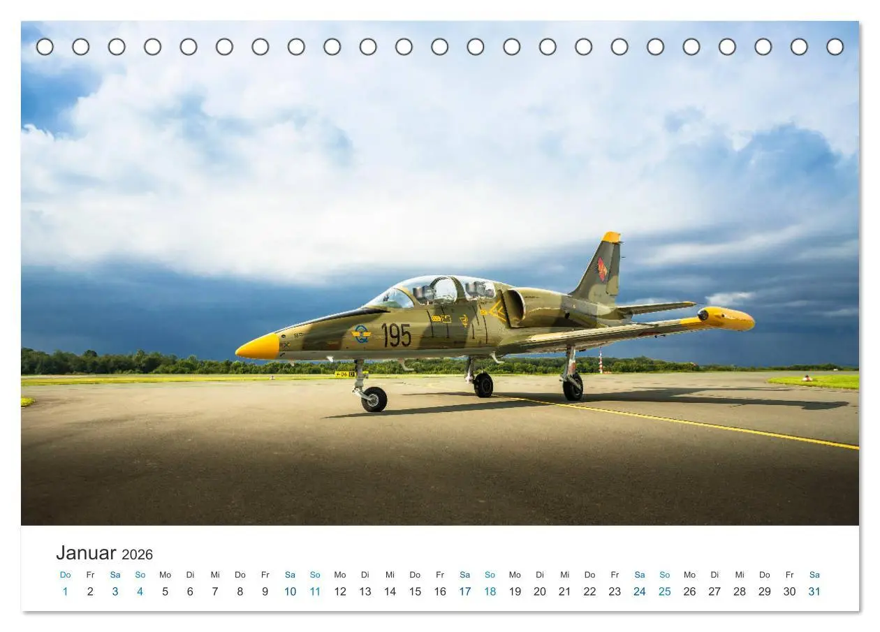 Bild: 9783516208436 | AVIATION CLASSICS seen by custompix.de (Tischkalender 2026 DIN A5...