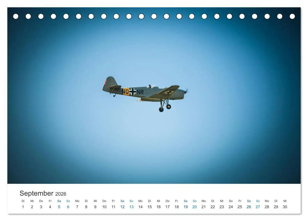 Bild: 9783516208436 | AVIATION CLASSICS seen by custompix.de (Tischkalender 2026 DIN A5...