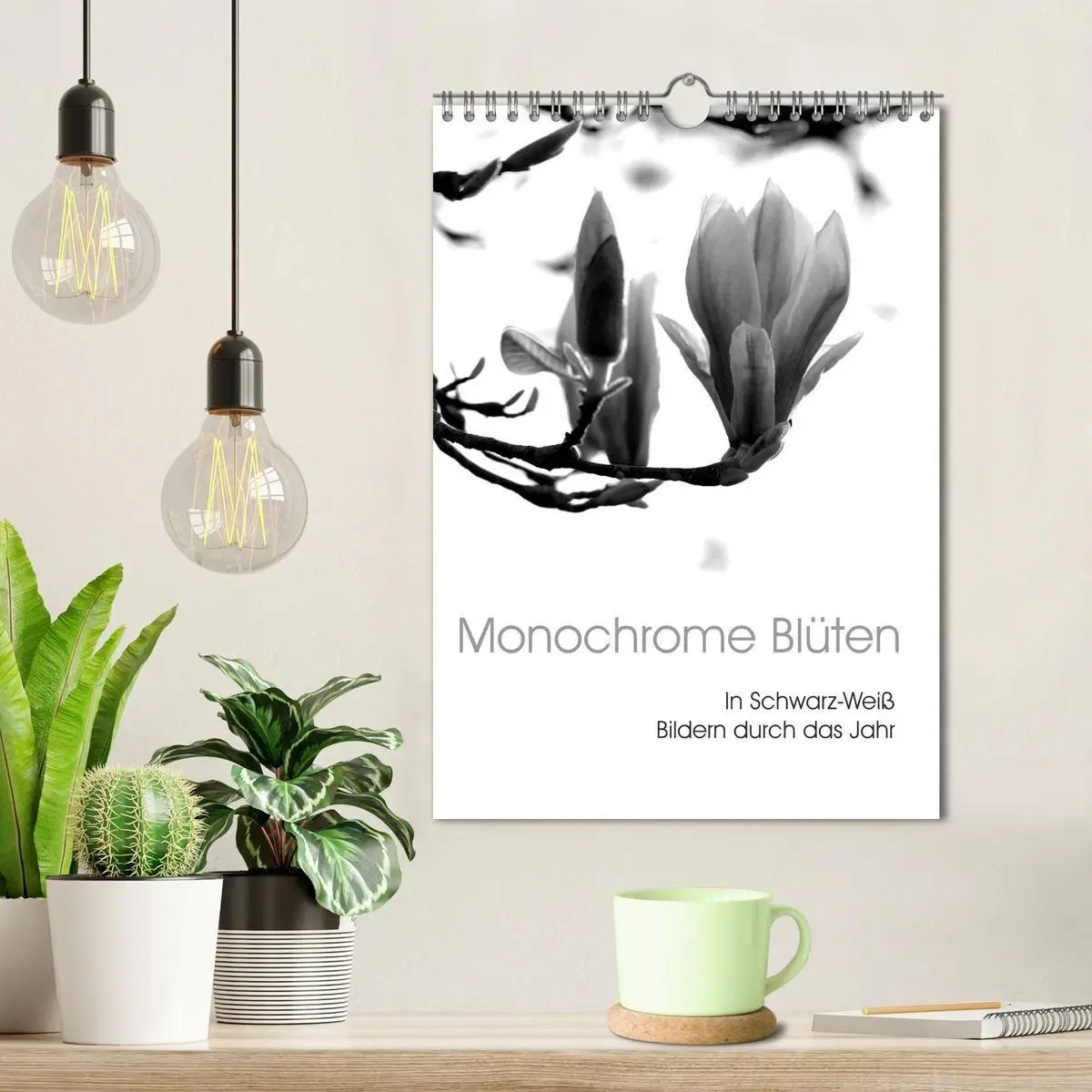 Bild: 9783569949836 | Monochrome Blüten - In Schwarz-Weiß Bildern durch das Jahr...
