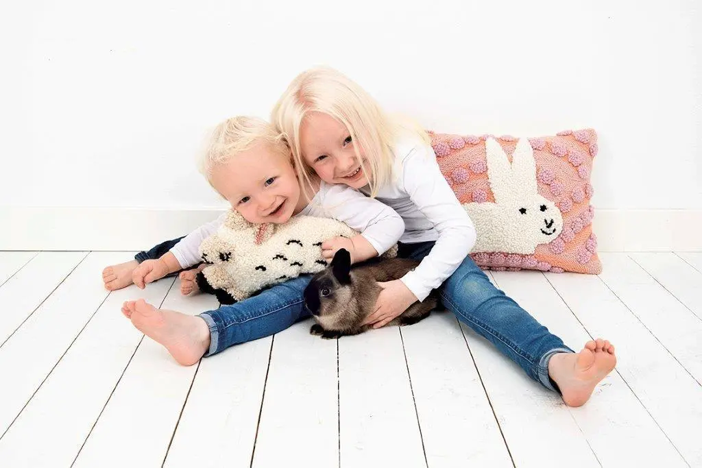 Bild: 9783960162537 | Punch Needle Bunny Hop No. 2 | Rico Design GmbH &amp; Co. KG | Taschenbuch