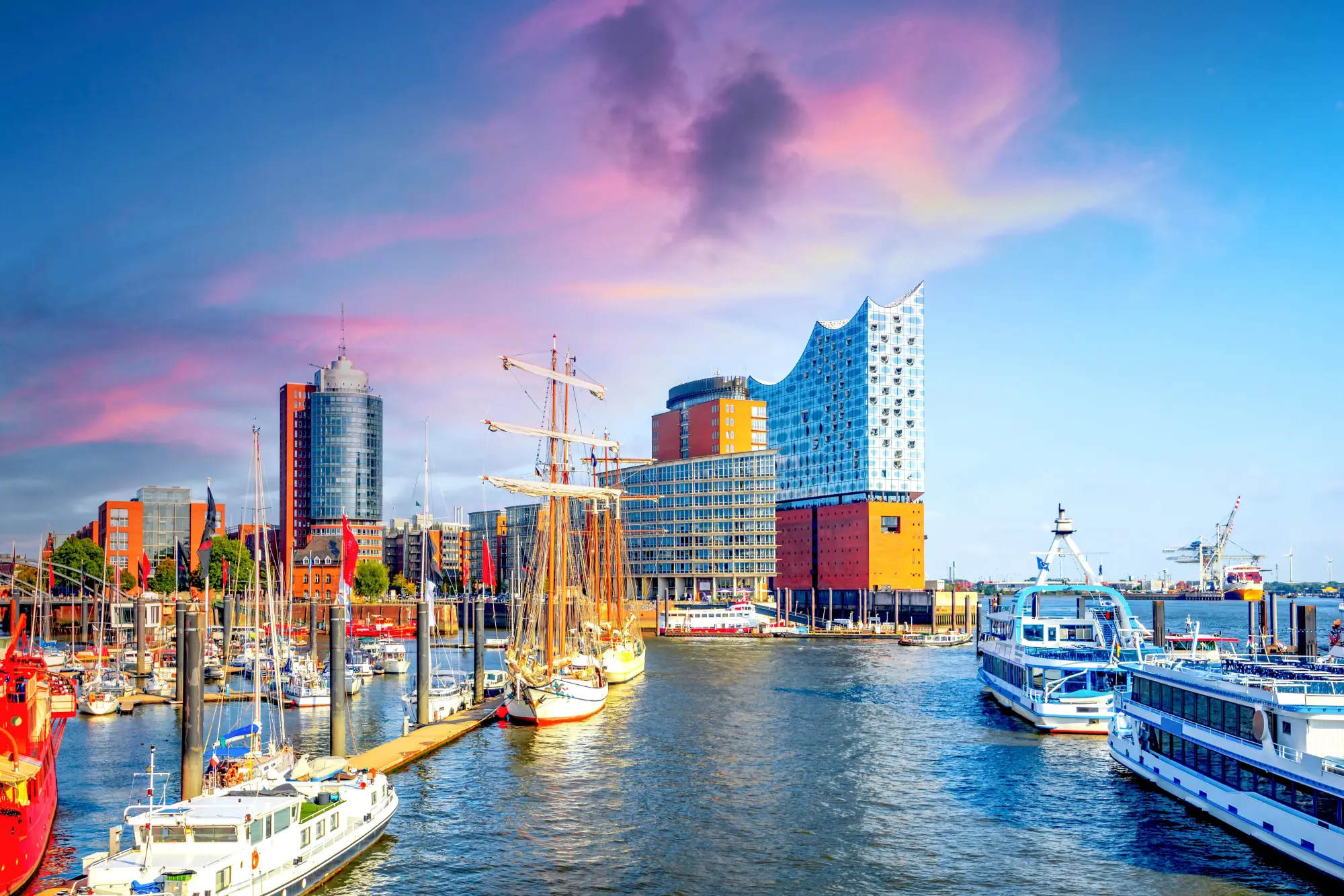 Bild: 9783734332937 | Einfach Hamburg! | Philipp Markhardt | Taschenbuch | 96 S. | Deutsch