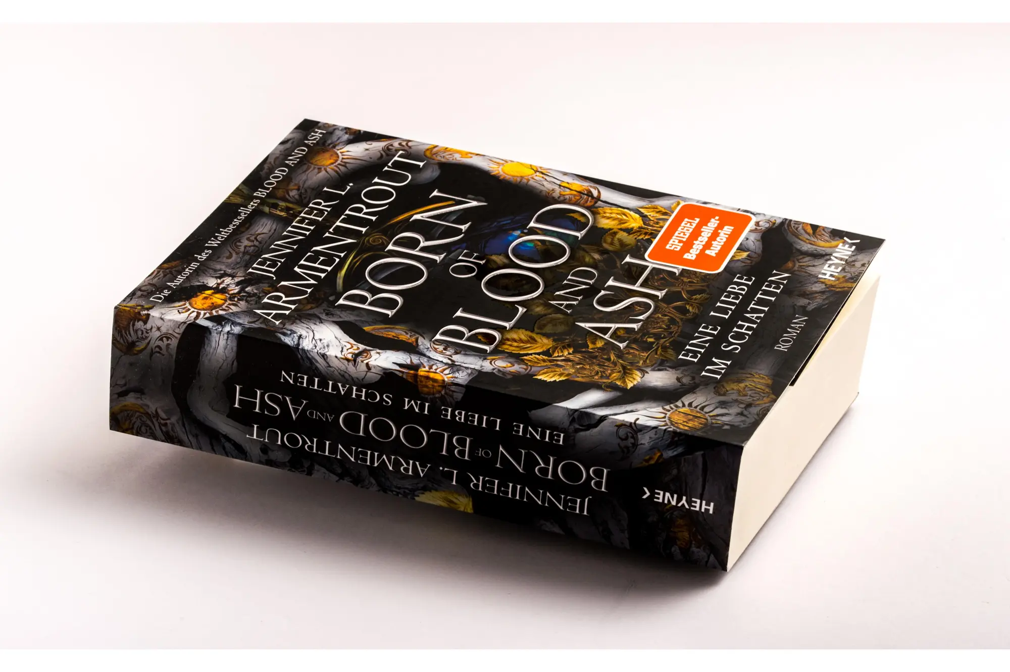 Bild: 9783453323537 | Born of Blood and Ash - Eine Liebe im Schatten | Roman | Armentrout