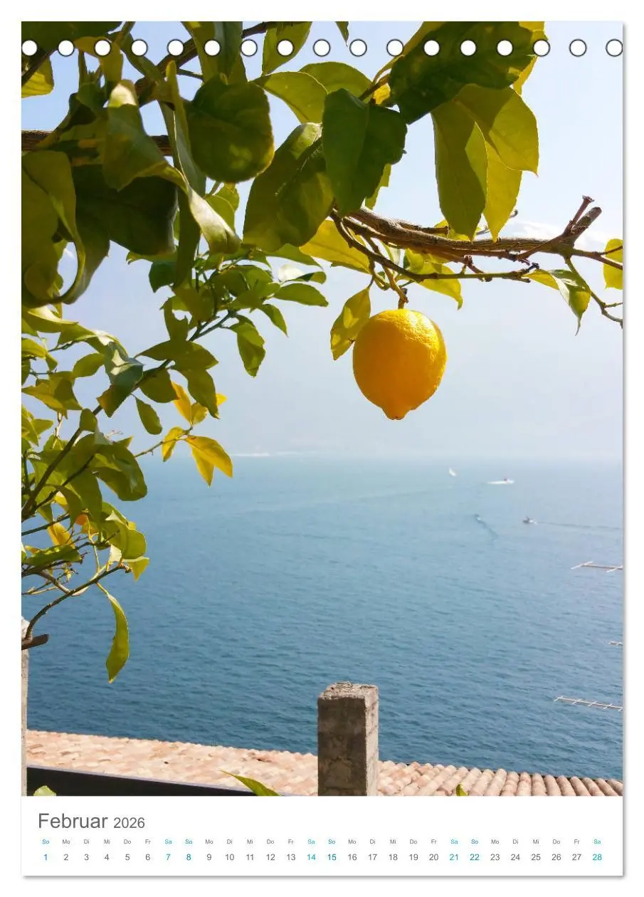 Bild: 9783516377637 | Eine zauberhafte Reise um den Gardasee (Tischkalender 2026 DIN A5...