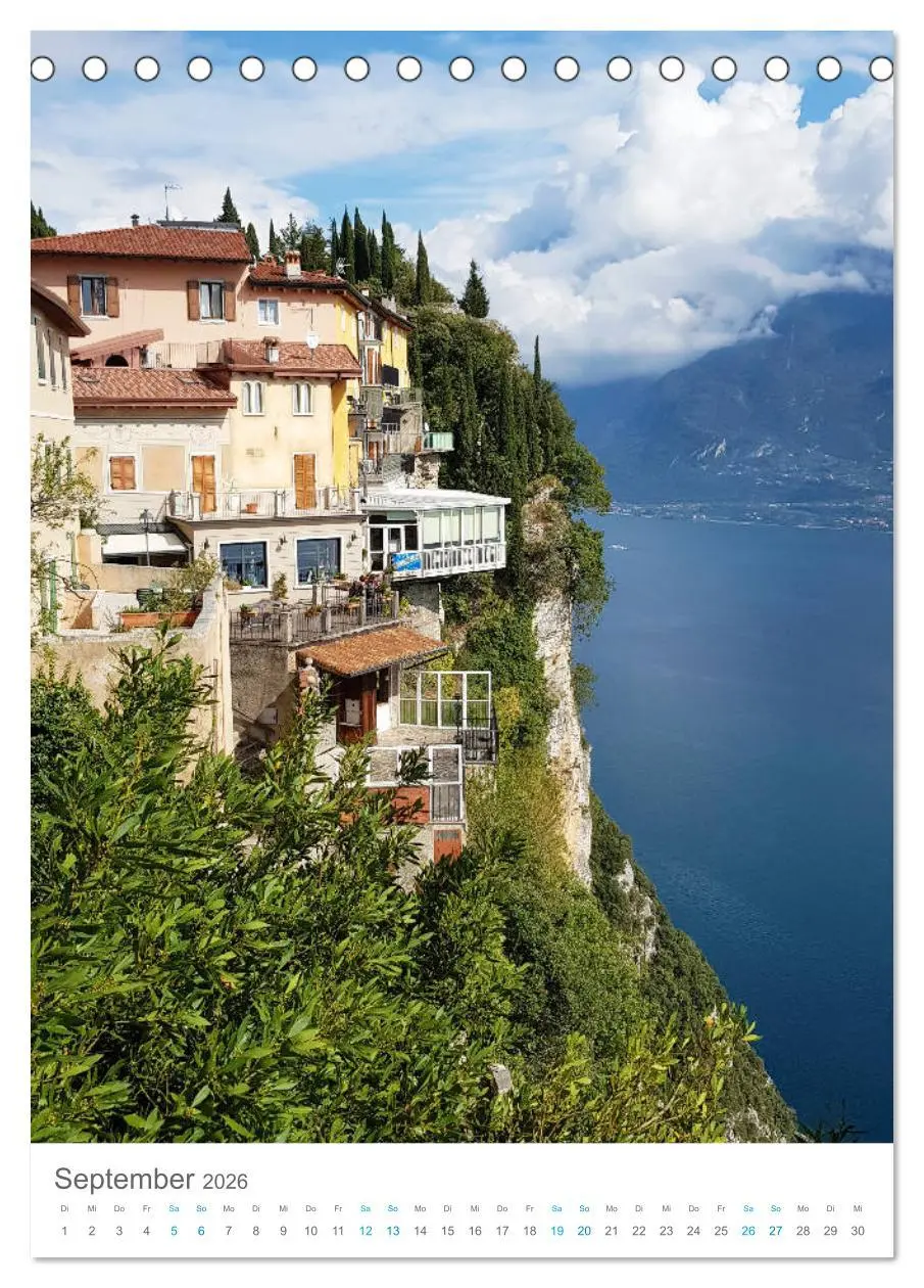 Bild: 9783516377637 | Eine zauberhafte Reise um den Gardasee (Tischkalender 2026 DIN A5...