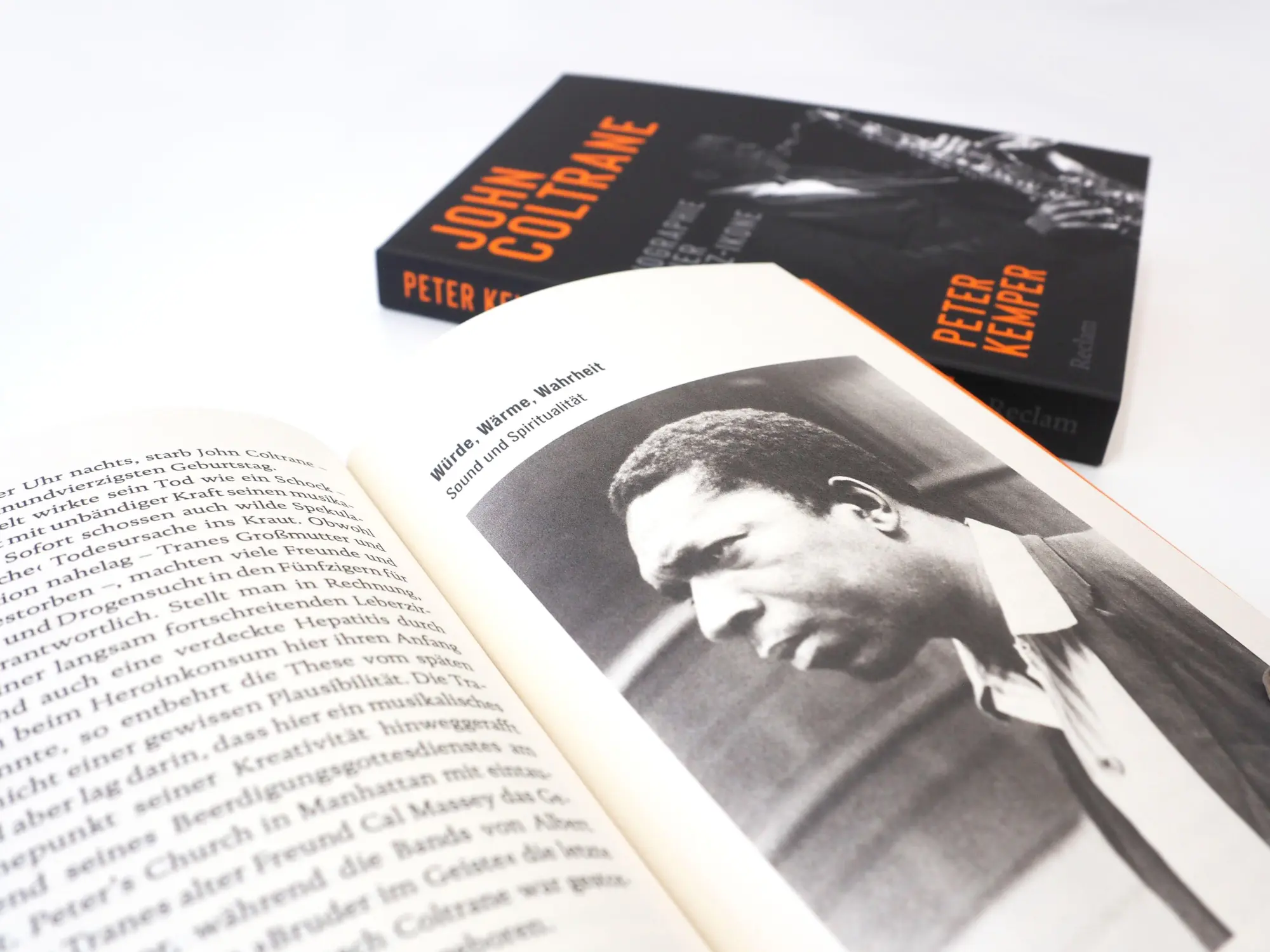 Bild: 9783150208137 | John Coltrane. Biographie einer Jazz-Ikone | Peter Kemper | Buch