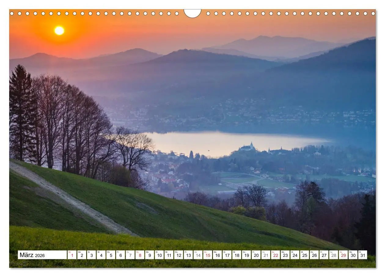 Bild: 9783457780138 | Ein Frühling am Traunsee - Verträumte Ansichten (Wandkalender 2026...