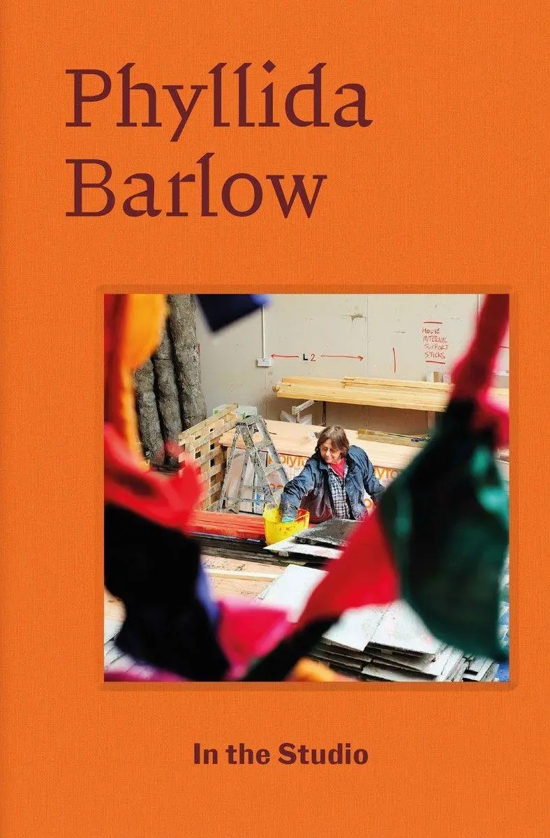 Cover: 9783907493038 | In the Studio: Phyllida Barlow | Frances Morris | Taschenbuch | 2025