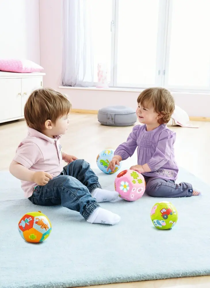 Bild: 4010168223438 | Babyball Fahrzeug | Mirka Schrör | 1302482001 | Deutsch | 2025