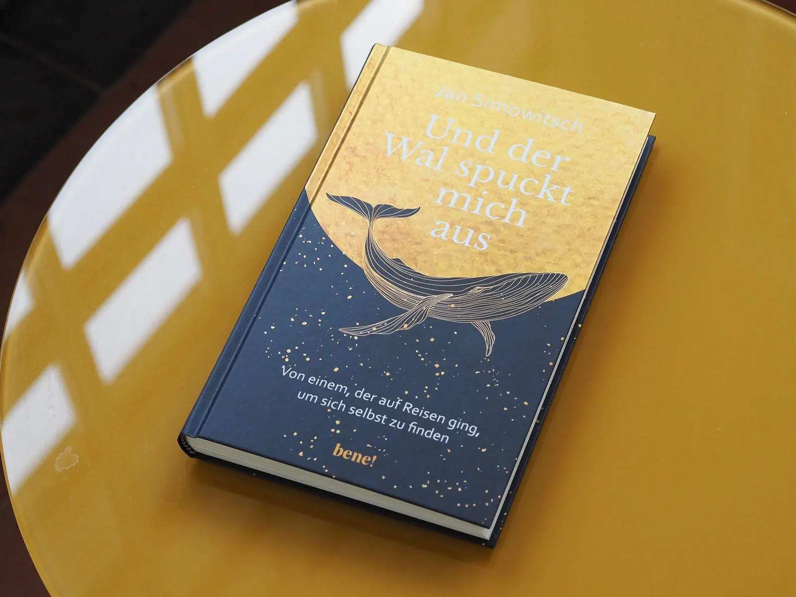 Bild: 9783963403538 | Und der Wal spuckt mich aus | Jan Simowitsch | Buch | 192 S. | Deutsch