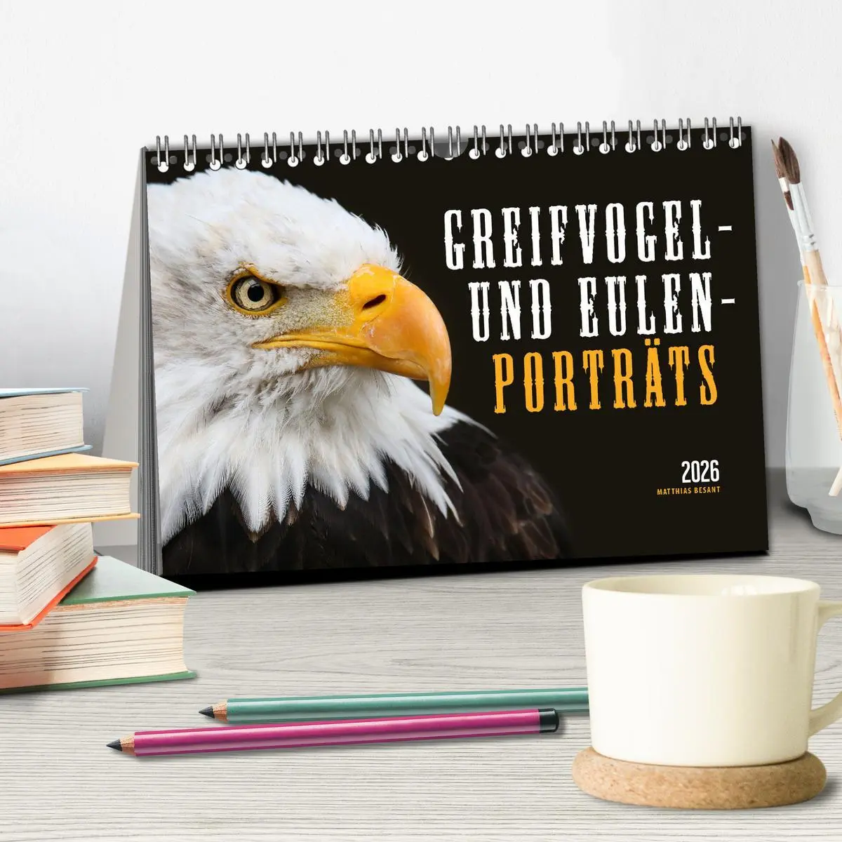 Bild: 9783457645338 | GREIFVOGEL- UND EULENPORTRÄTS (Tischkalender 2026 DIN A5 quer),...
