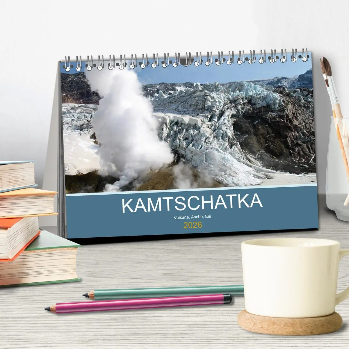 Bild: 9783457765838 | Kamtschatka - Vulkane, Asche, Eis (Tischkalender 2026 DIN A5 quer),...