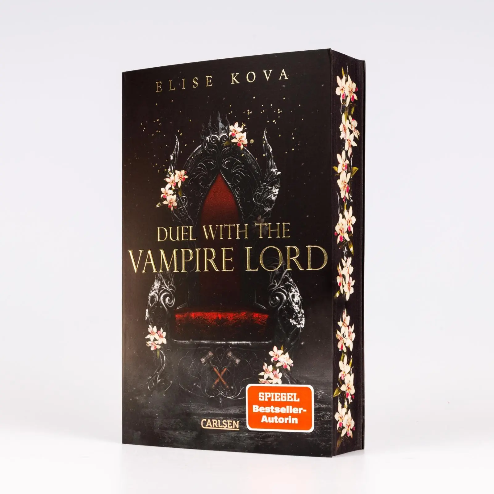 Bild: 9783551586438 | Married into Magic: Duel with the Vampire Lord | Elise Kova | Buch