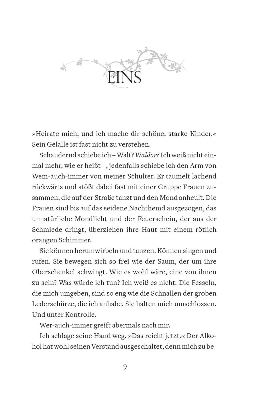 Bild: 9783551586438 | Married into Magic: Duel with the Vampire Lord | Elise Kova | Buch