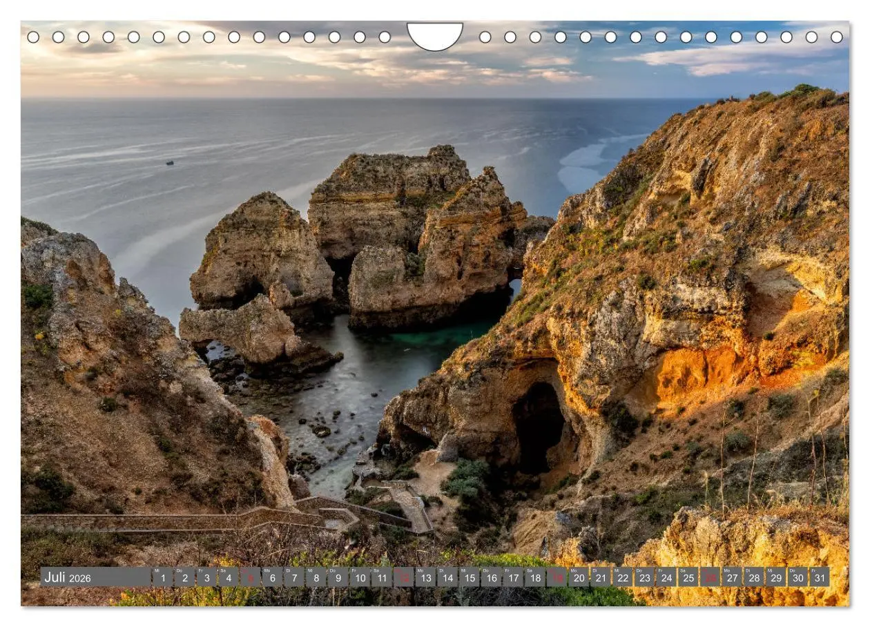 Bild: 9783457629338 | Die Algarve - Portugals märchenhafte Felsenküste (Wandkalender 2026...