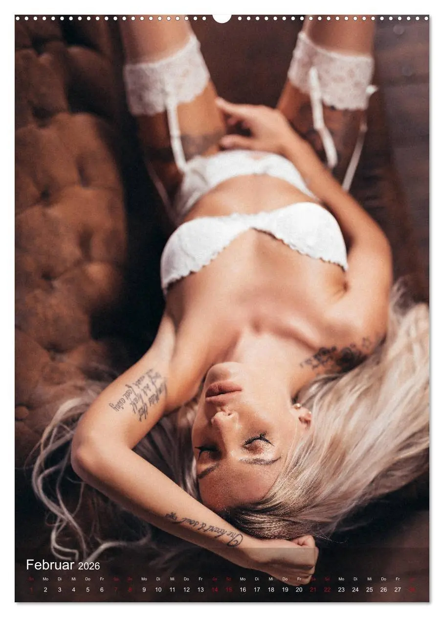 Bild: 9783516382839 | Christina - Tattoo Girls (hochwertiger Premium Wandkalender 2026...