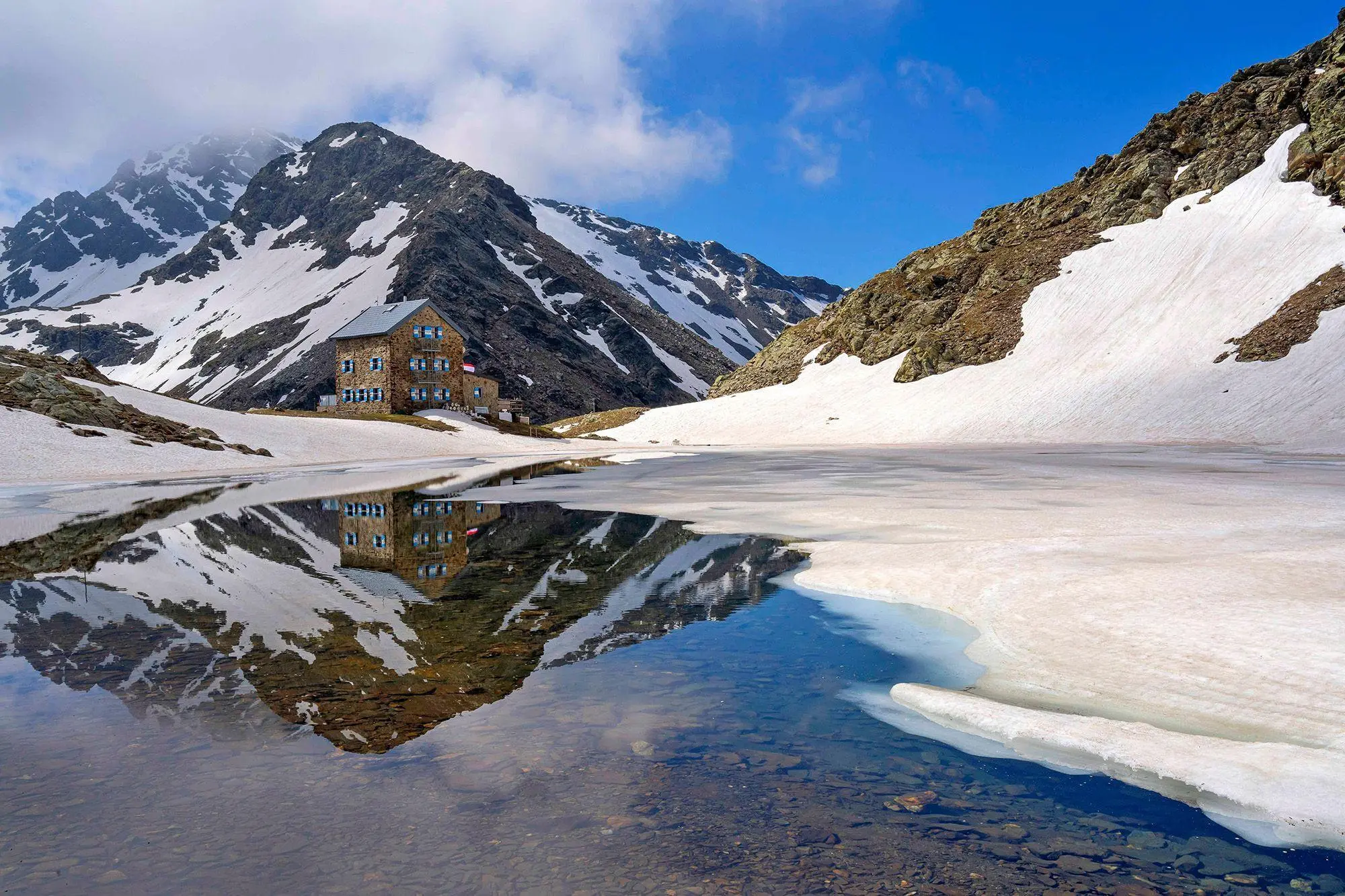 Bild: 9783702243739 | Alpenvereinsjahrbuch. BERG 2027 | Alpenverein | Buch | 256 S. | 2026