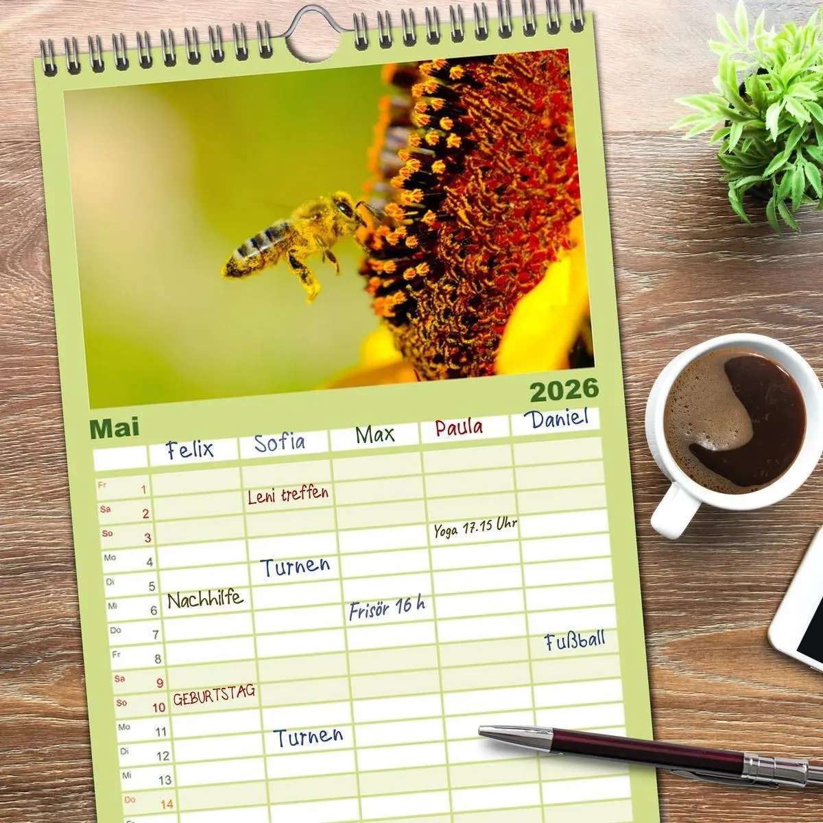 Bild: 9783516505139 | Familienplaner 2026 - Die Welt der fleißigen Bienen mit 5 Spalten...