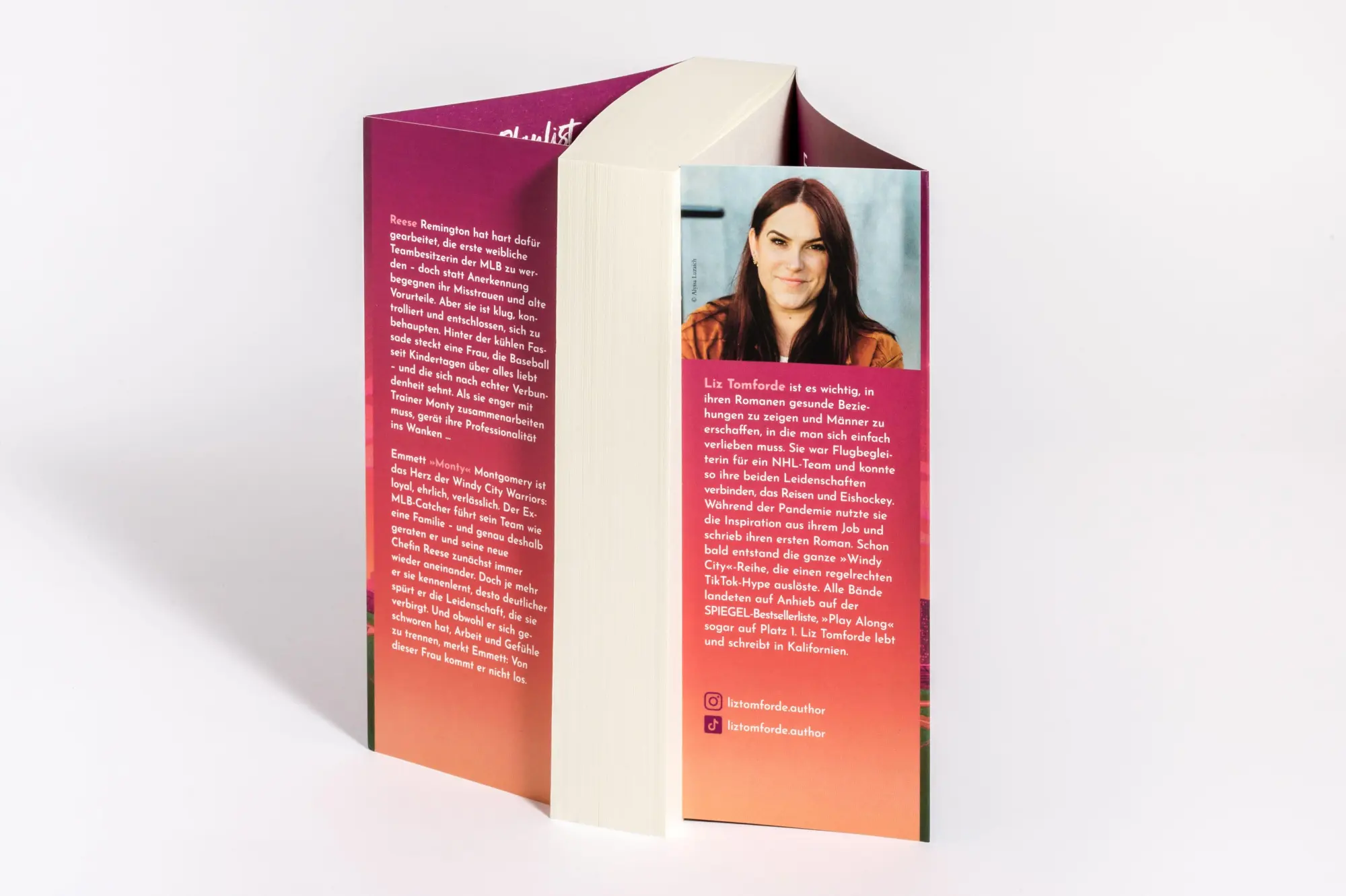 Bild: 9783734115639 | In Her Own League | Liz Tomforde | Taschenbuch | Windy City-Reihe