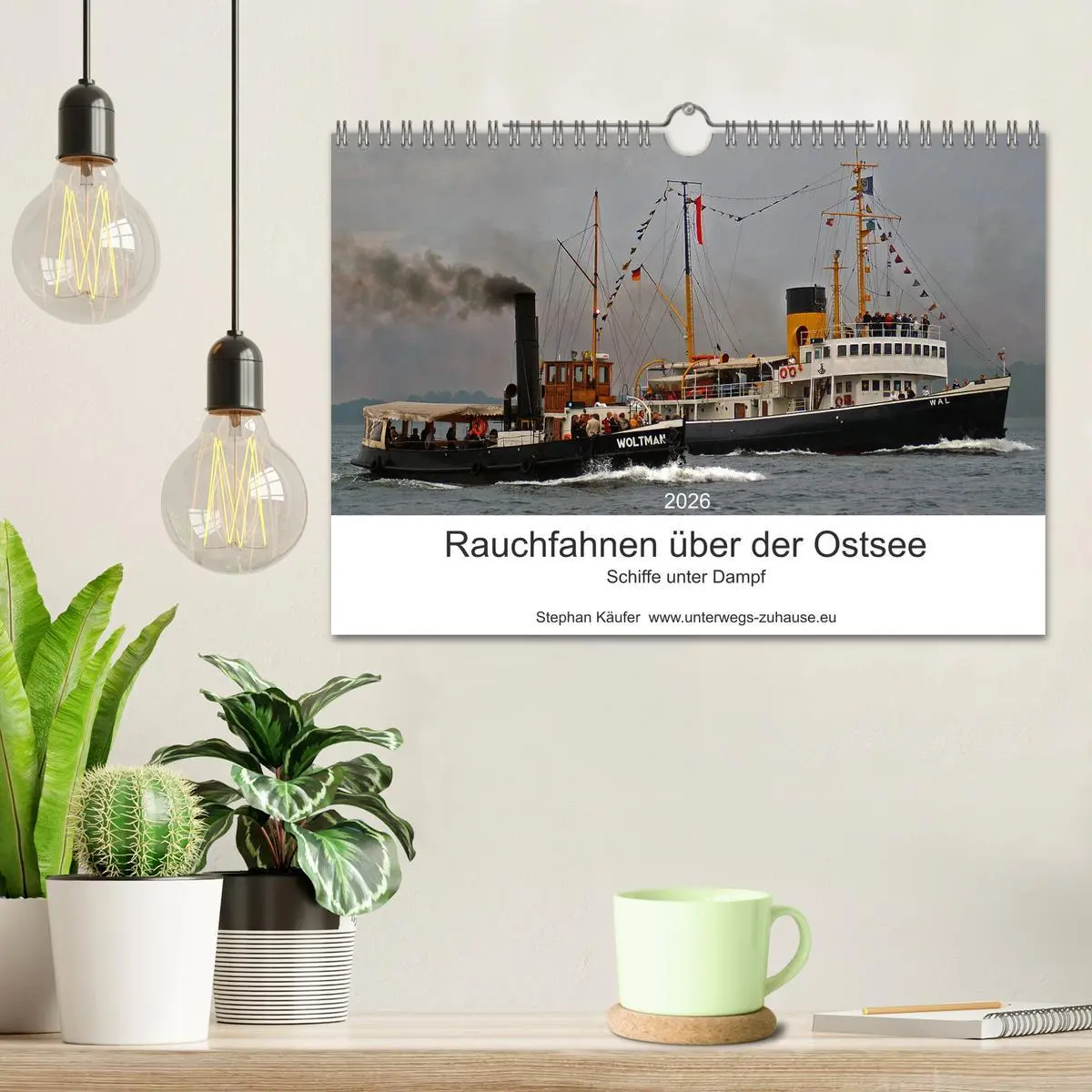 Bild: 9783457896839 | Rauchfahnen über der Ostsee - Schiffe unter Dampf (Wandkalender...