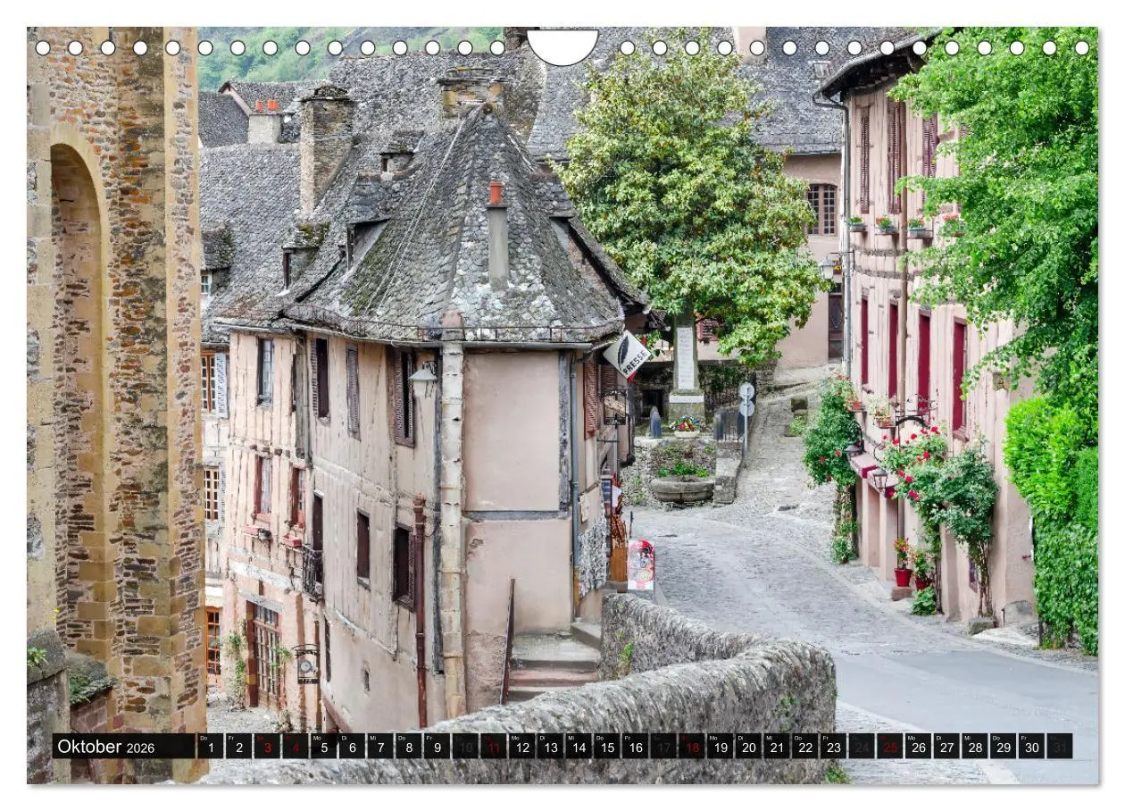 Bild: 9783457357439 | Conques ist eine wichtige Station am französischen Jakobsweg...