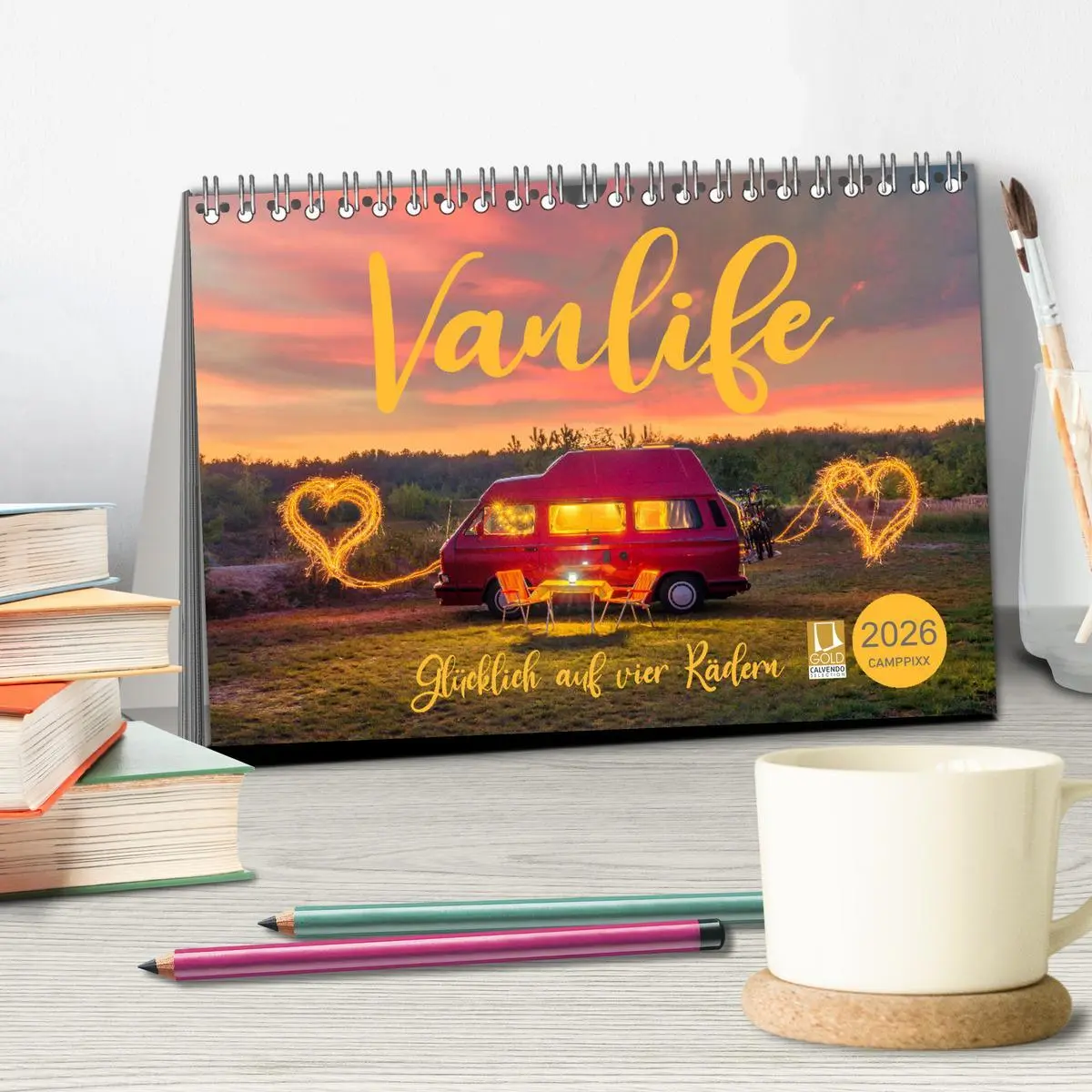 Bild: 9783457597439 | Vanlife - Glücklich auf vier Rädern (Tischkalender 2026 DIN A5...