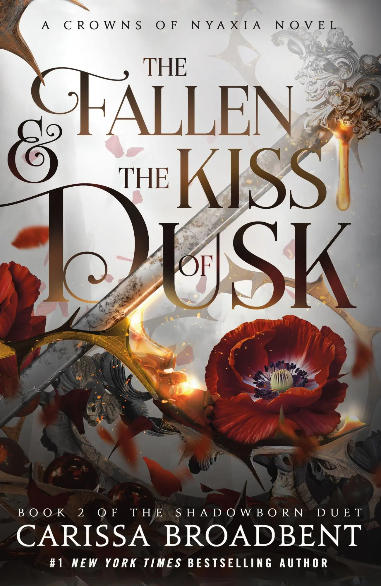 Cover: 9781250367839 | The Fallen &amp; the Kiss of Dusk | Carissa Broadbent | Taschenbuch | 2026