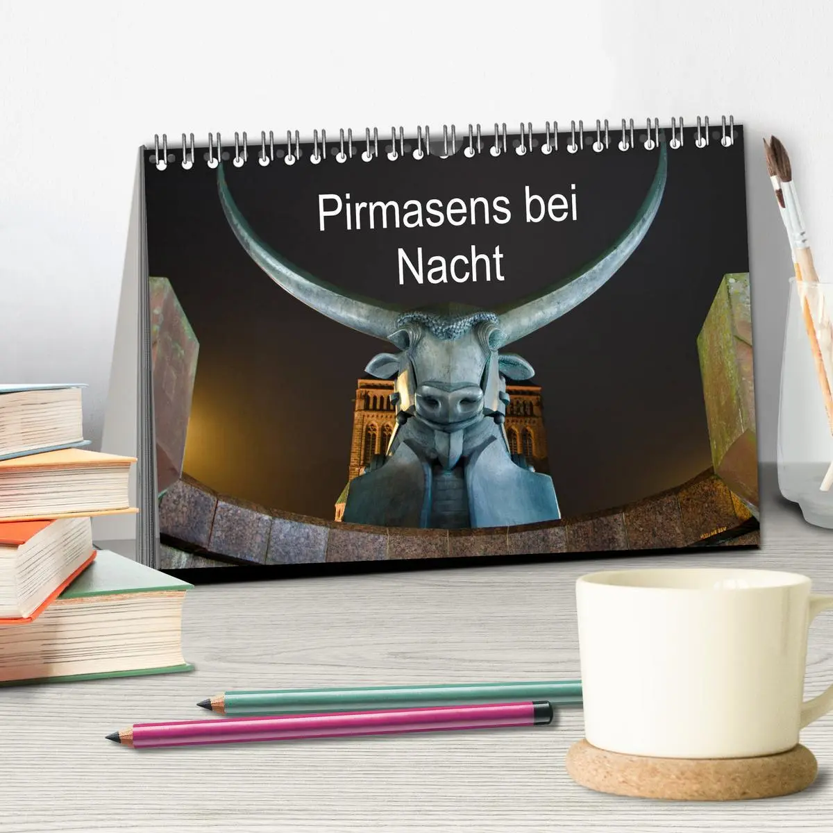 Bild: 9783457867839 | Pirmasens bei Nacht (Tischkalender 2026 DIN A5 quer), CALVENDO...